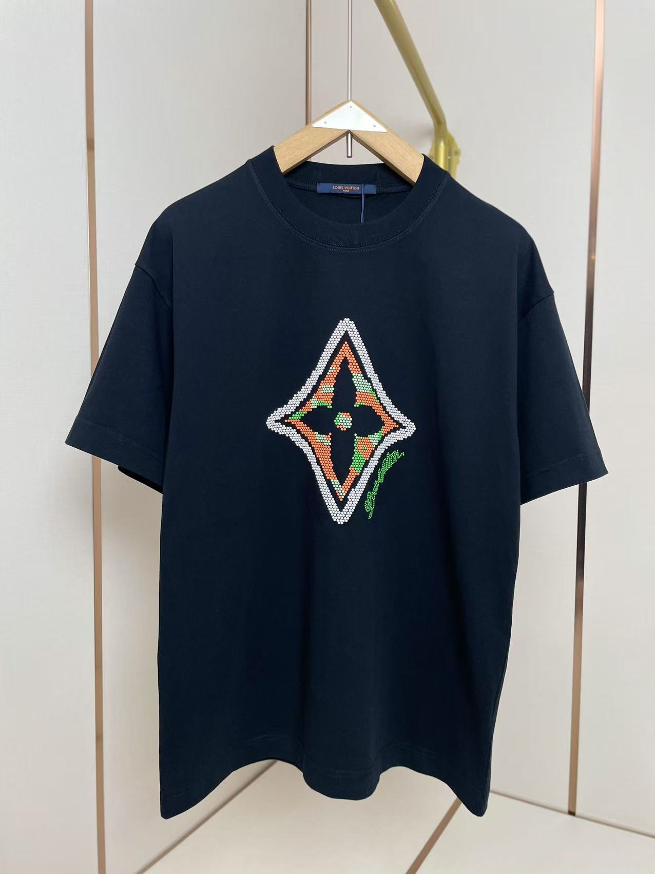 LV 루이비통 반팔 티셔츠 의류