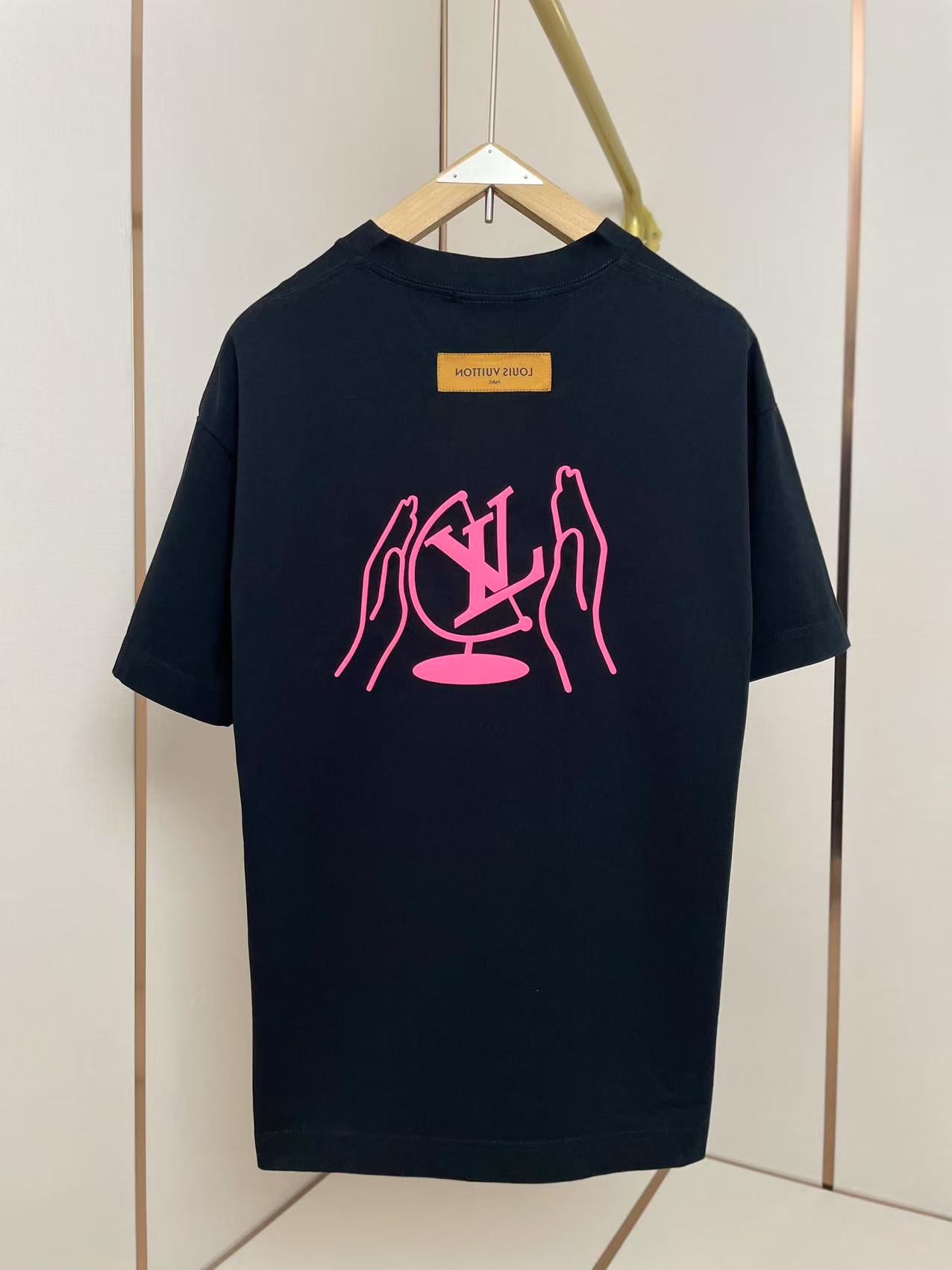 LV 루이비통 반팔 티셔츠 의류