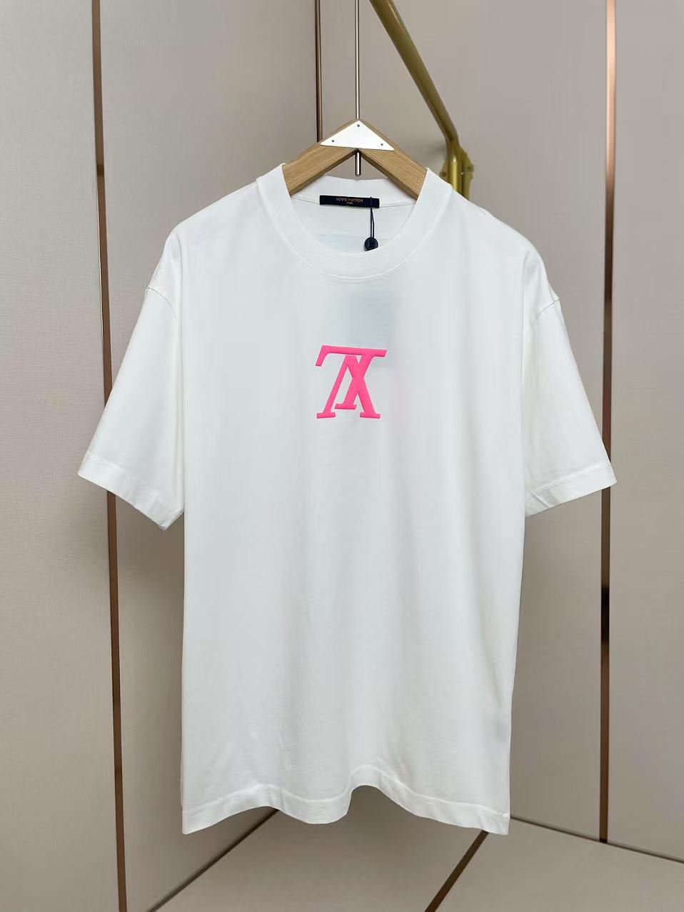 LV 루이비통 반팔 티셔츠 의류