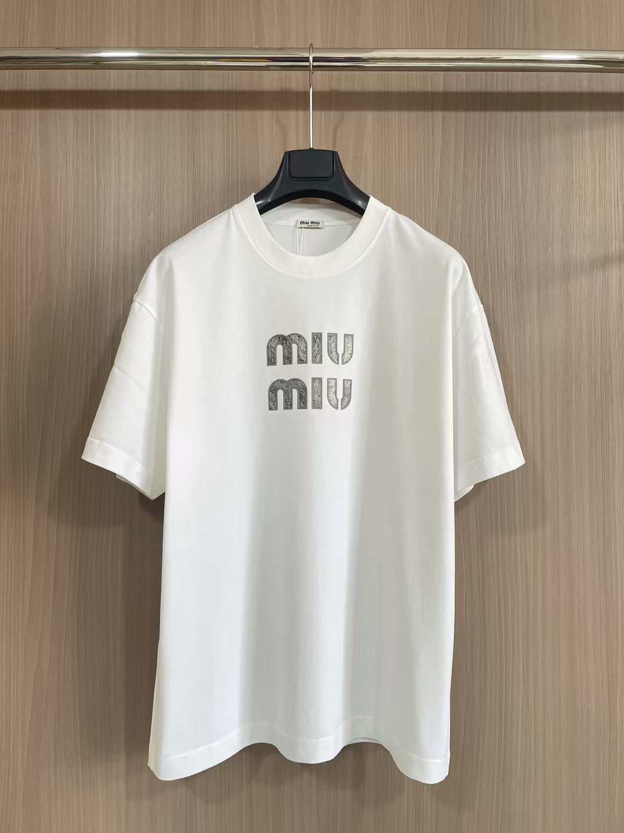 miumiu 미우미우 반팔 티셔츠 의류