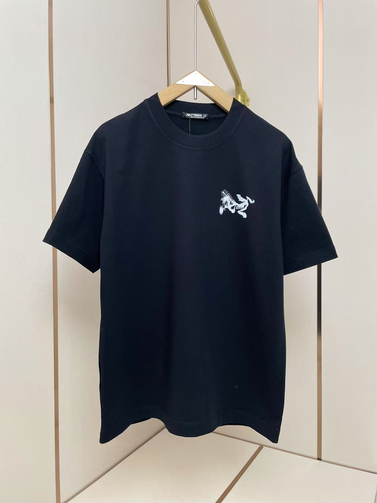 ARC'TERYX 아크테릭스 반팔 티셔츠 의류