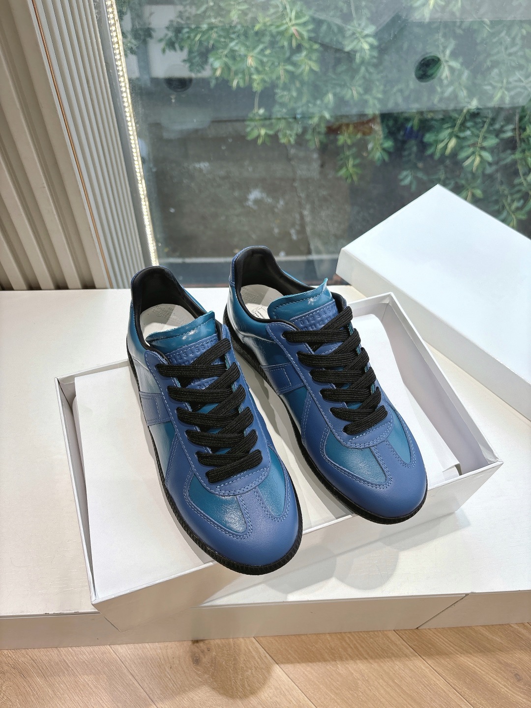 maison margiela mm6 메종 마르지엘라 스니커즈 신발