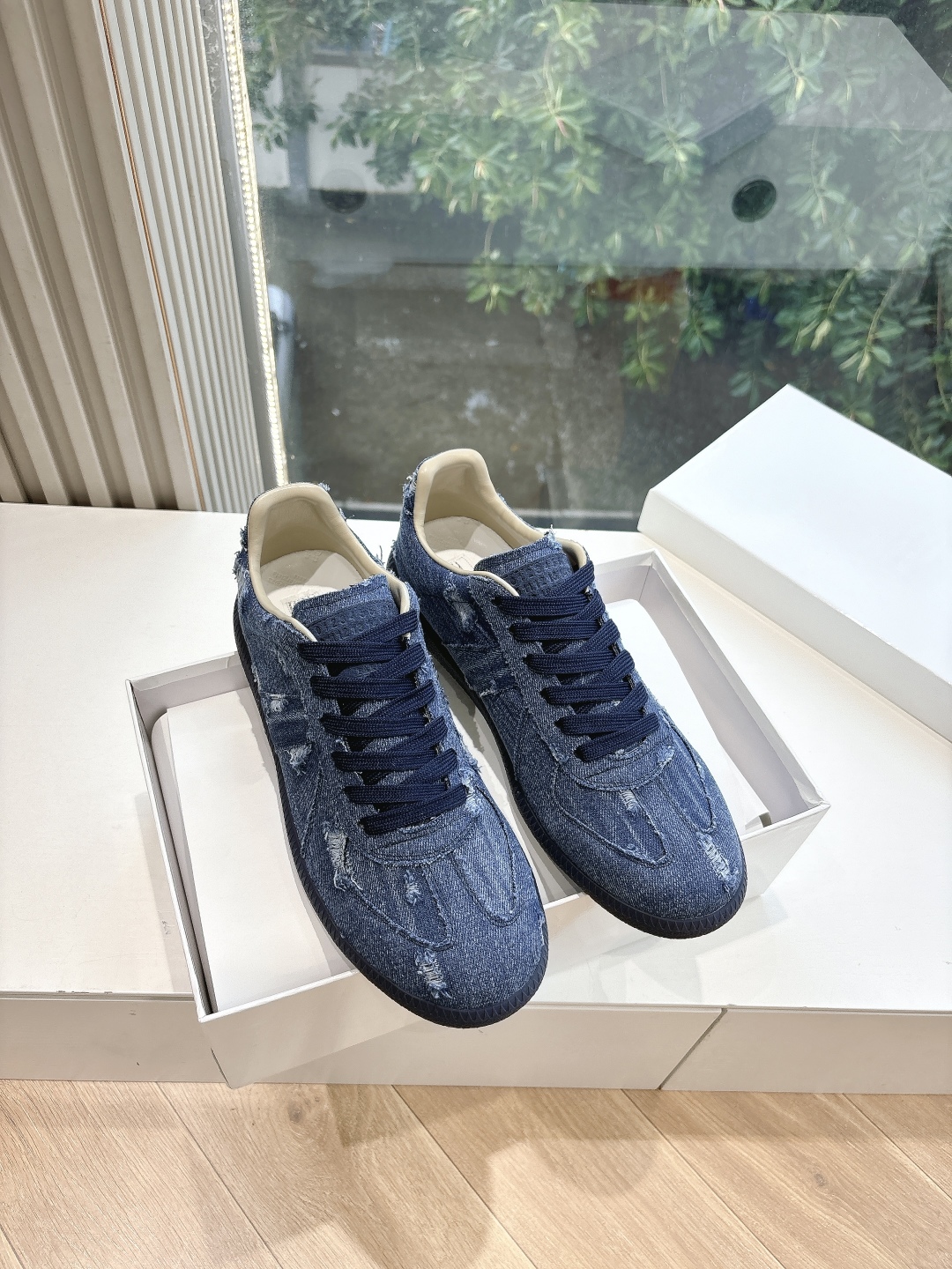 maison margiela mm6 메종 마르지엘라 스니커즈 신발