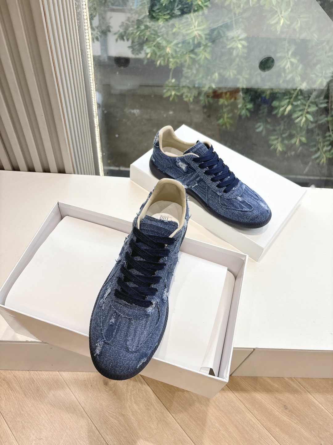 maison margiela mm6 메종 마르지엘라 스니커즈 신발