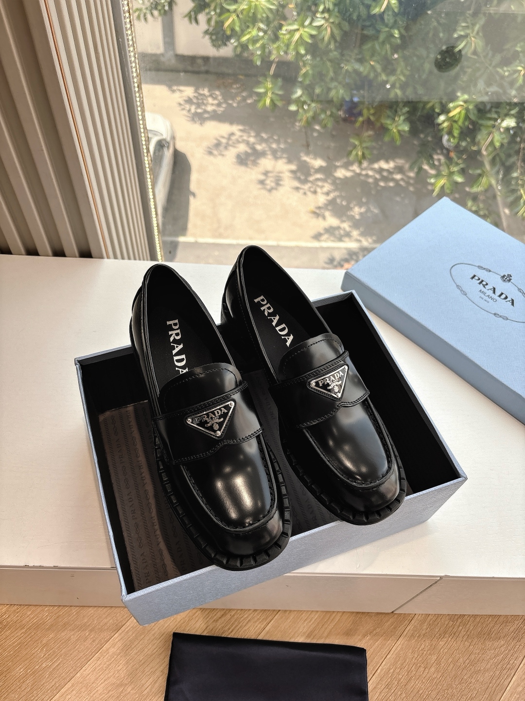 Prada 프라다 로퍼 구두 슈즈 신발