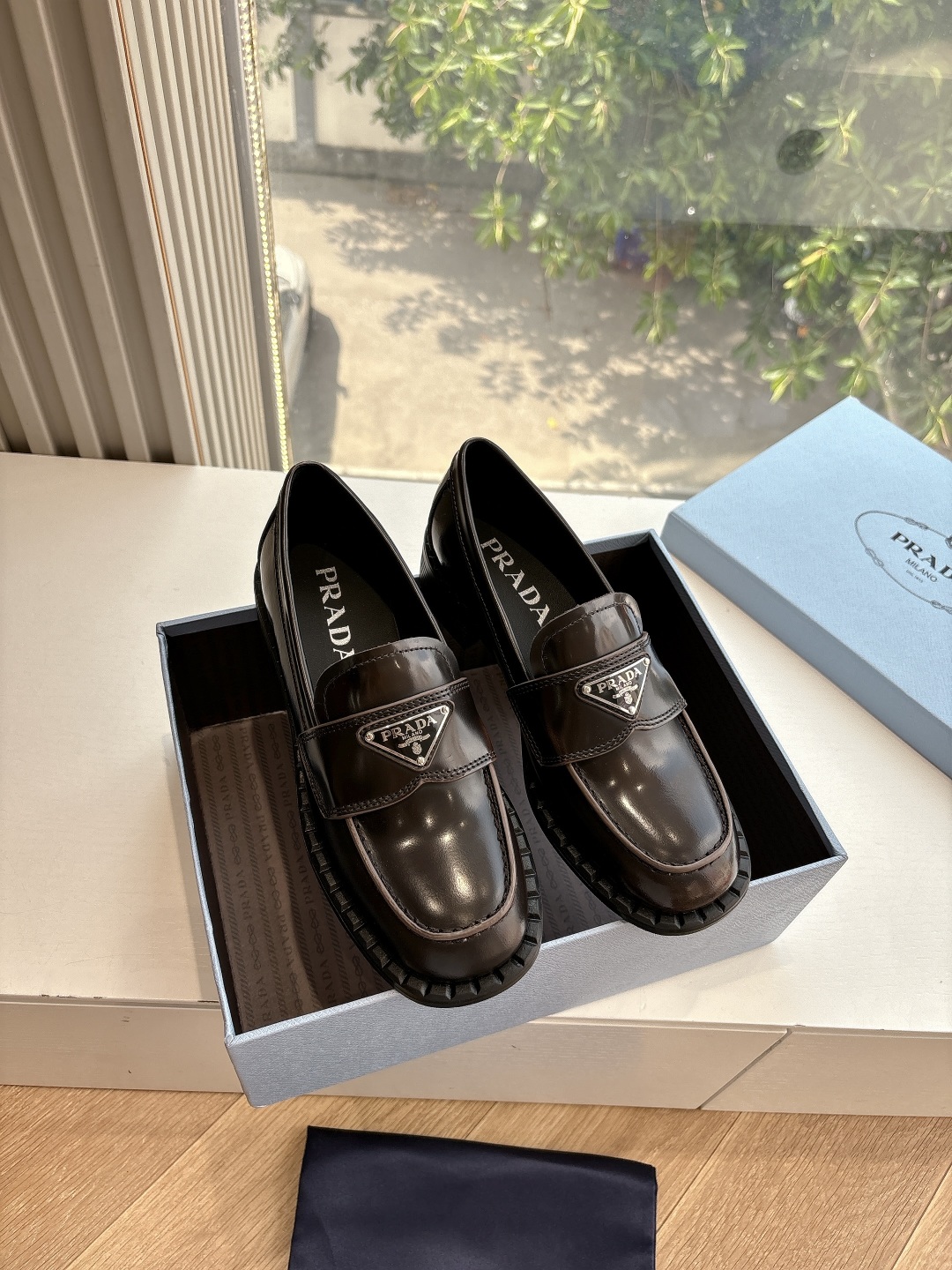 Prada 프라다 로퍼 구두 슈즈 신발