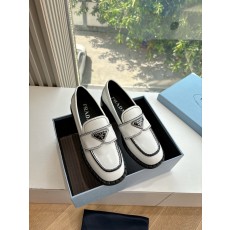 Prada 프라다 로퍼 구두 슈즈 신발