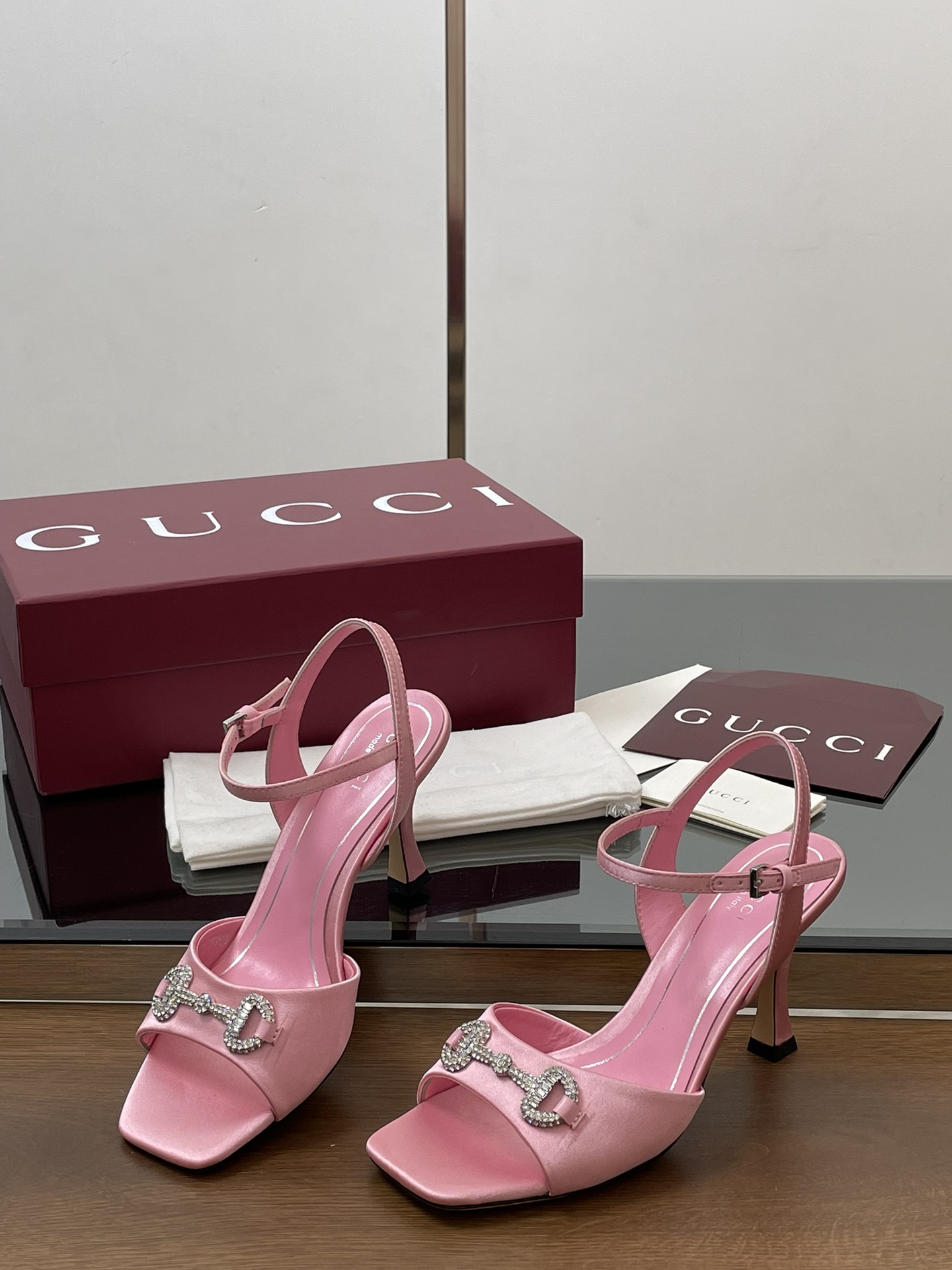 GUCCI 구찌 힐 샌들 신발