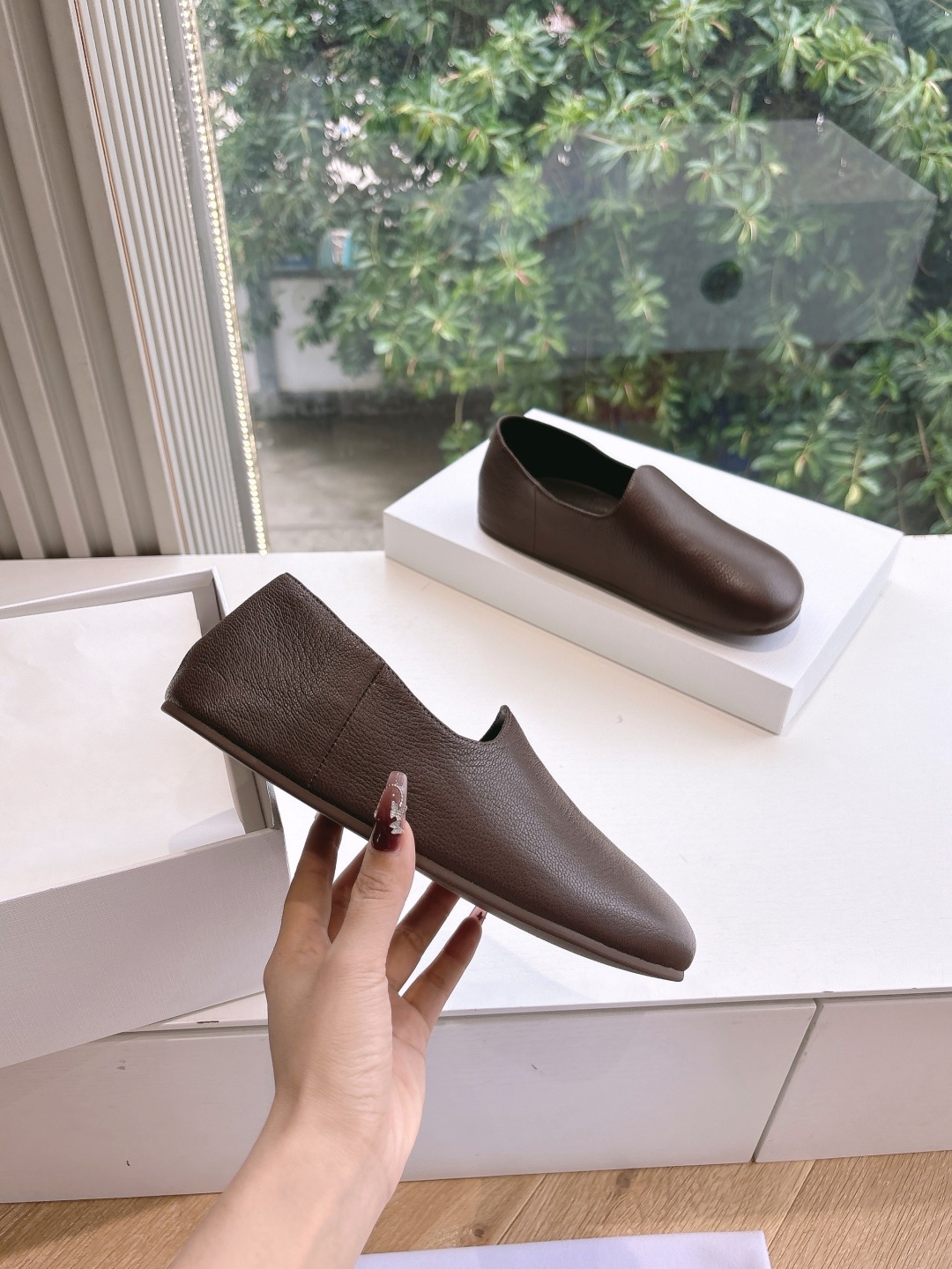 The Row 더 로우 소가죽 플레인 로퍼 신발