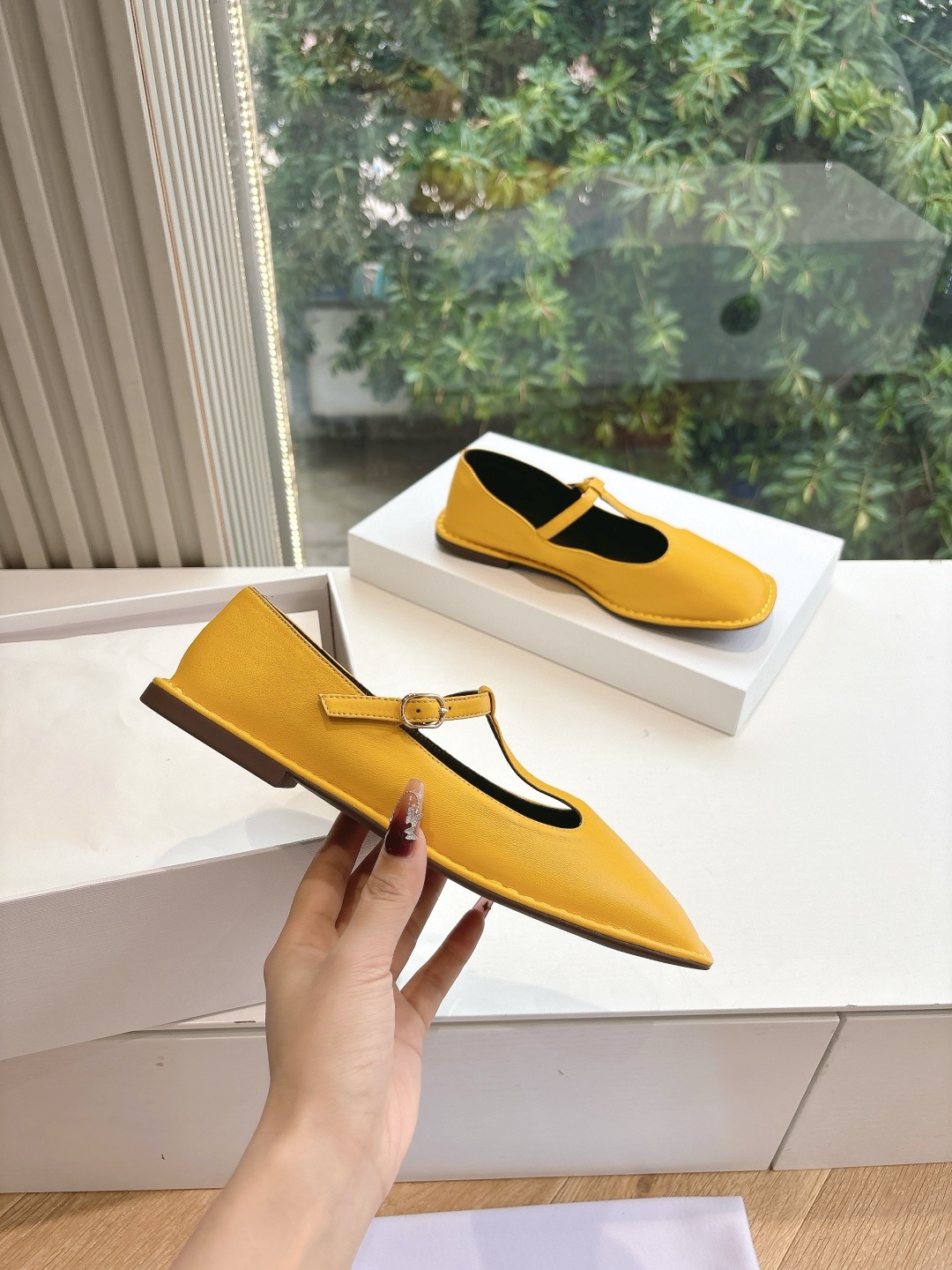 The Row 더 로우 소가죽 플랫 로퍼 신발