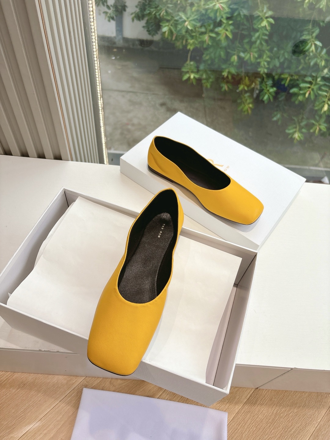 The Row 더 로우 소가죽 플랫 로퍼 신발