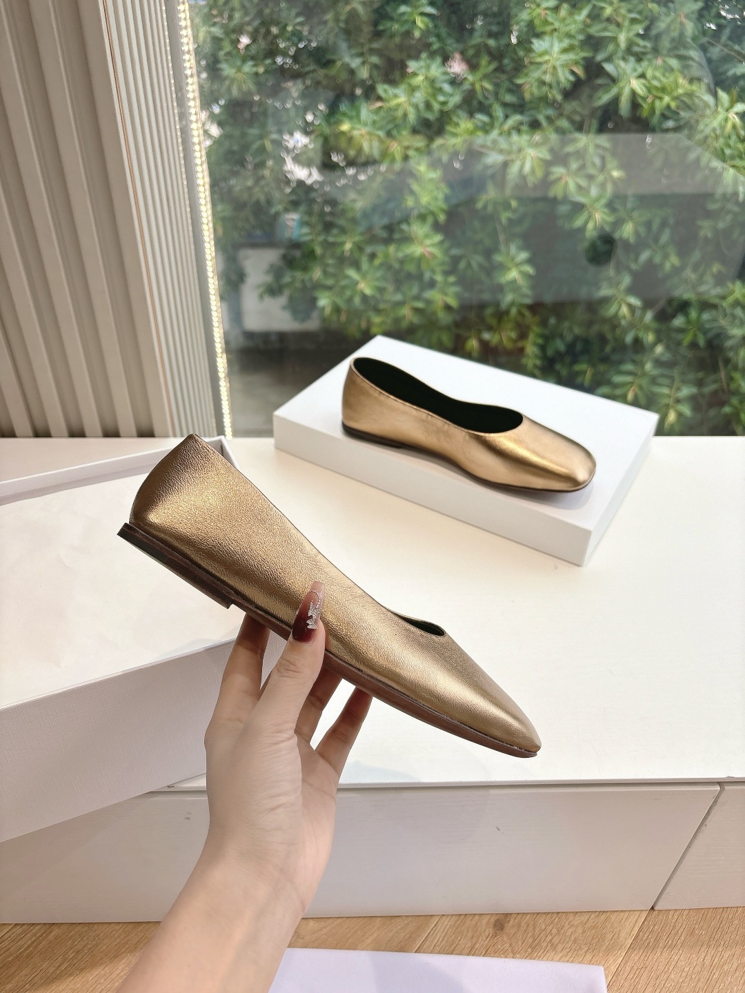 The Row 더 로우 소가죽 플랫 로퍼 신발