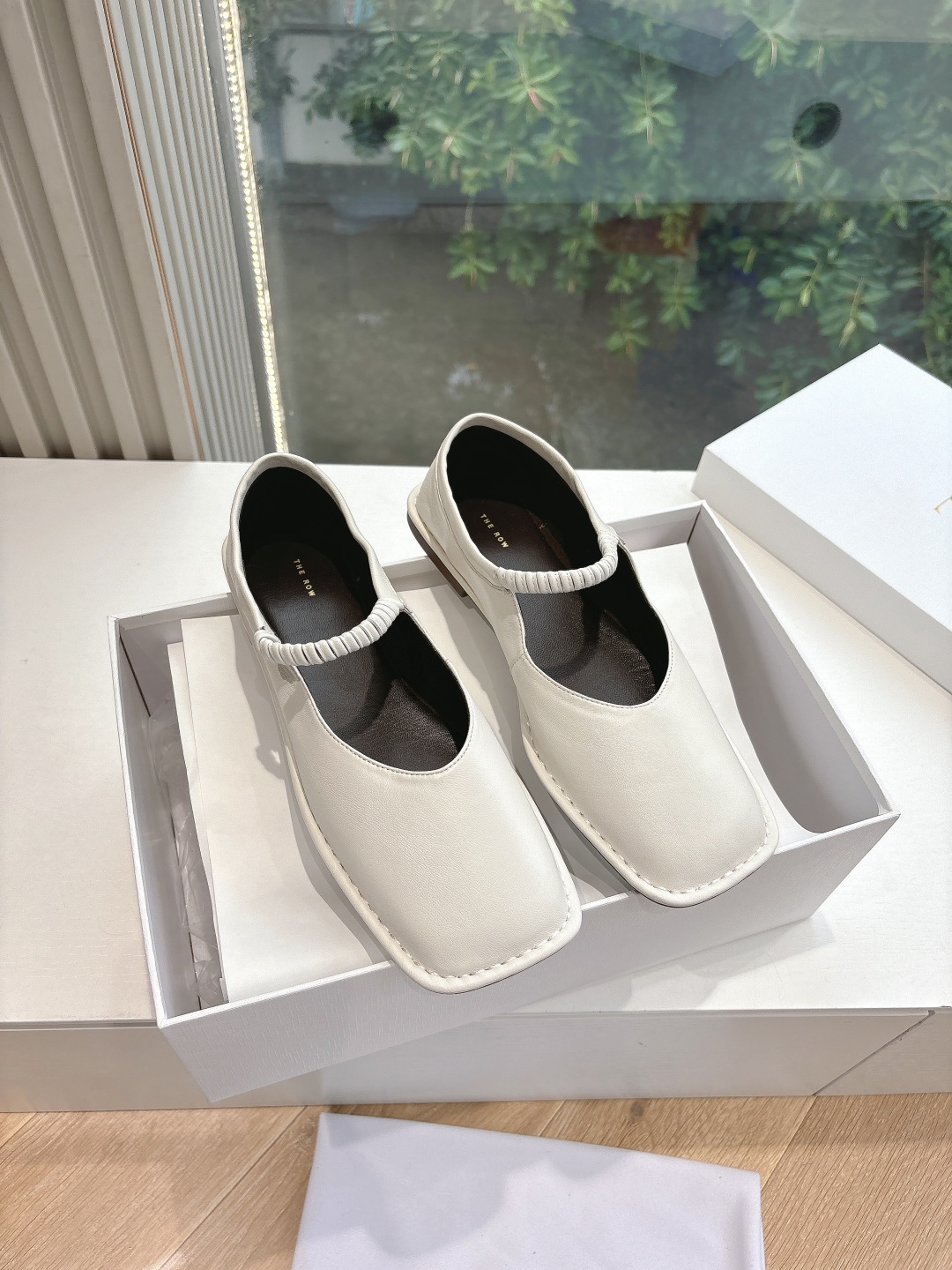 The Row 더 로우 소가죽 플랫 로퍼 신발