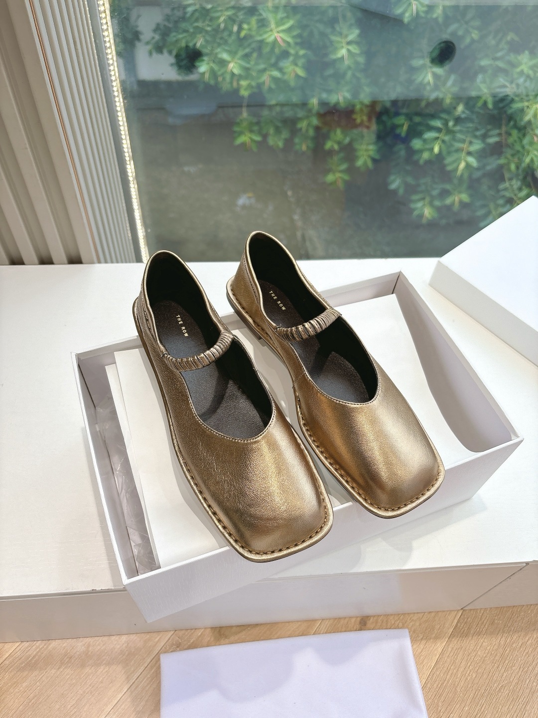 The Row 더 로우 소가죽 플랫 로퍼 신발