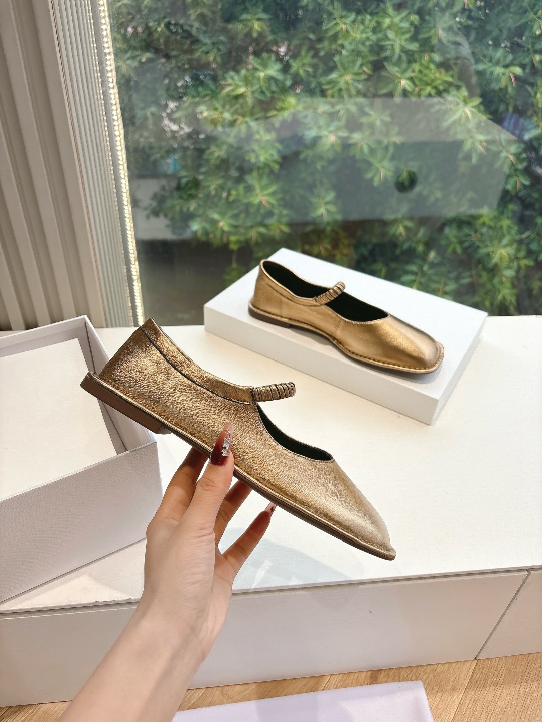 The Row 더 로우 소가죽 플랫 로퍼 신발