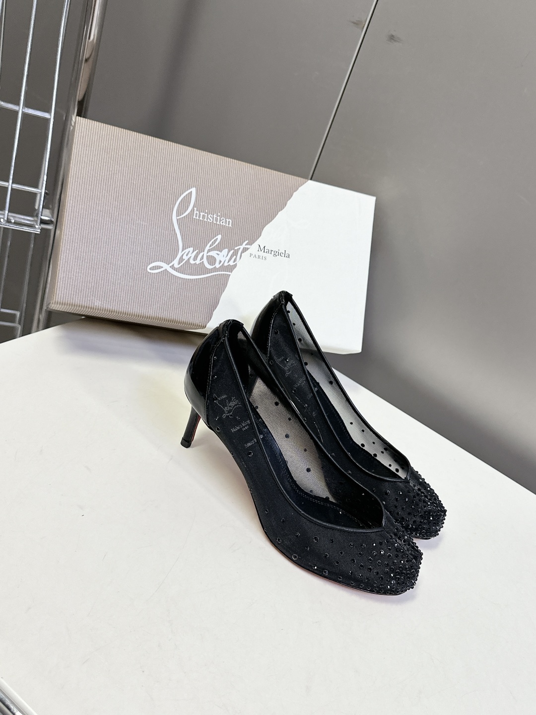 크리스찬 루부탱 X 메종 마르지엘라 힐 구두 신발