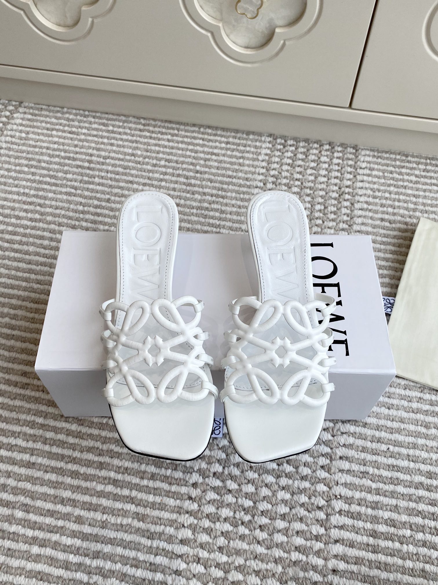 Loewe 로에베 힐 슬리퍼 샌들 신발