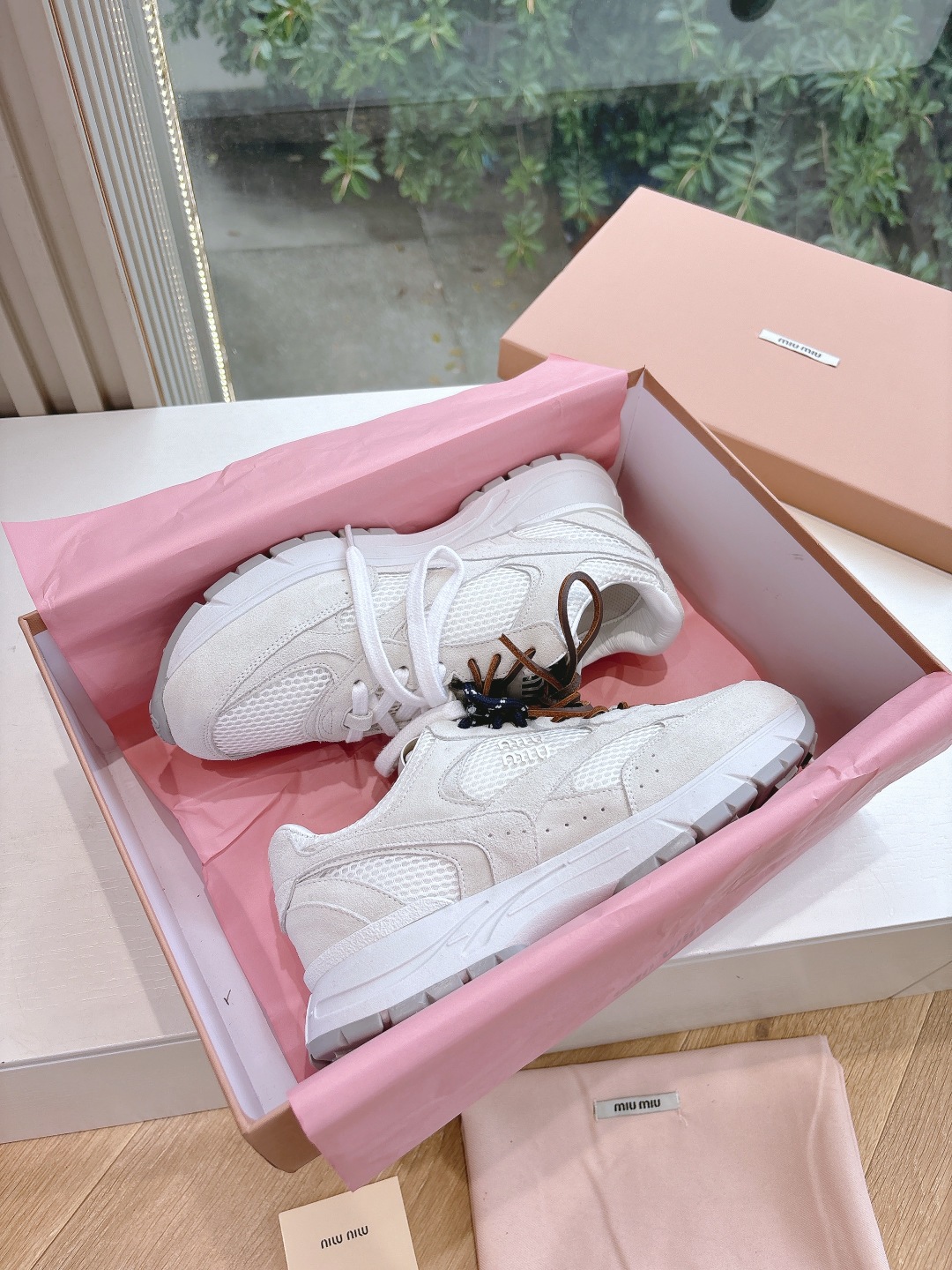 MiuMiu 미우미우 스니커즈 신발