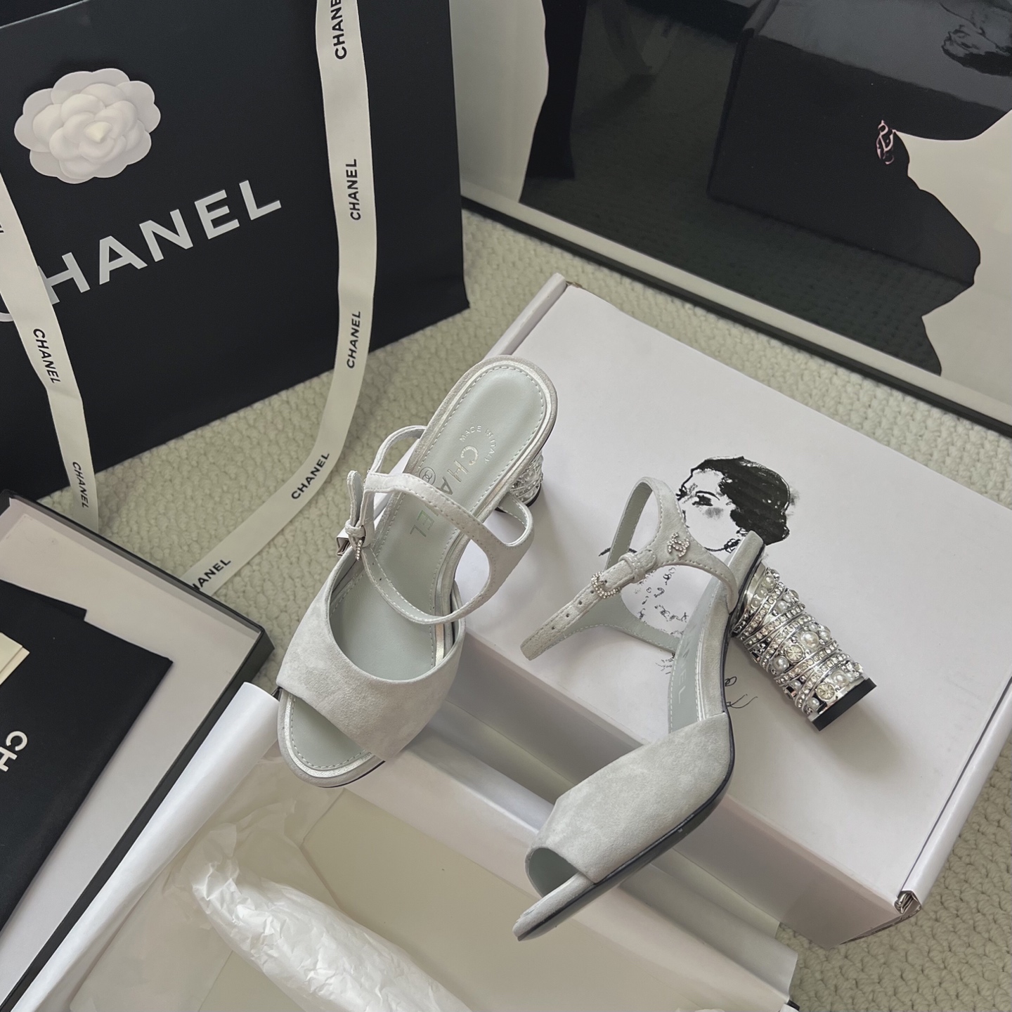 CHANEL 샤넬 통굽 샌들 신발