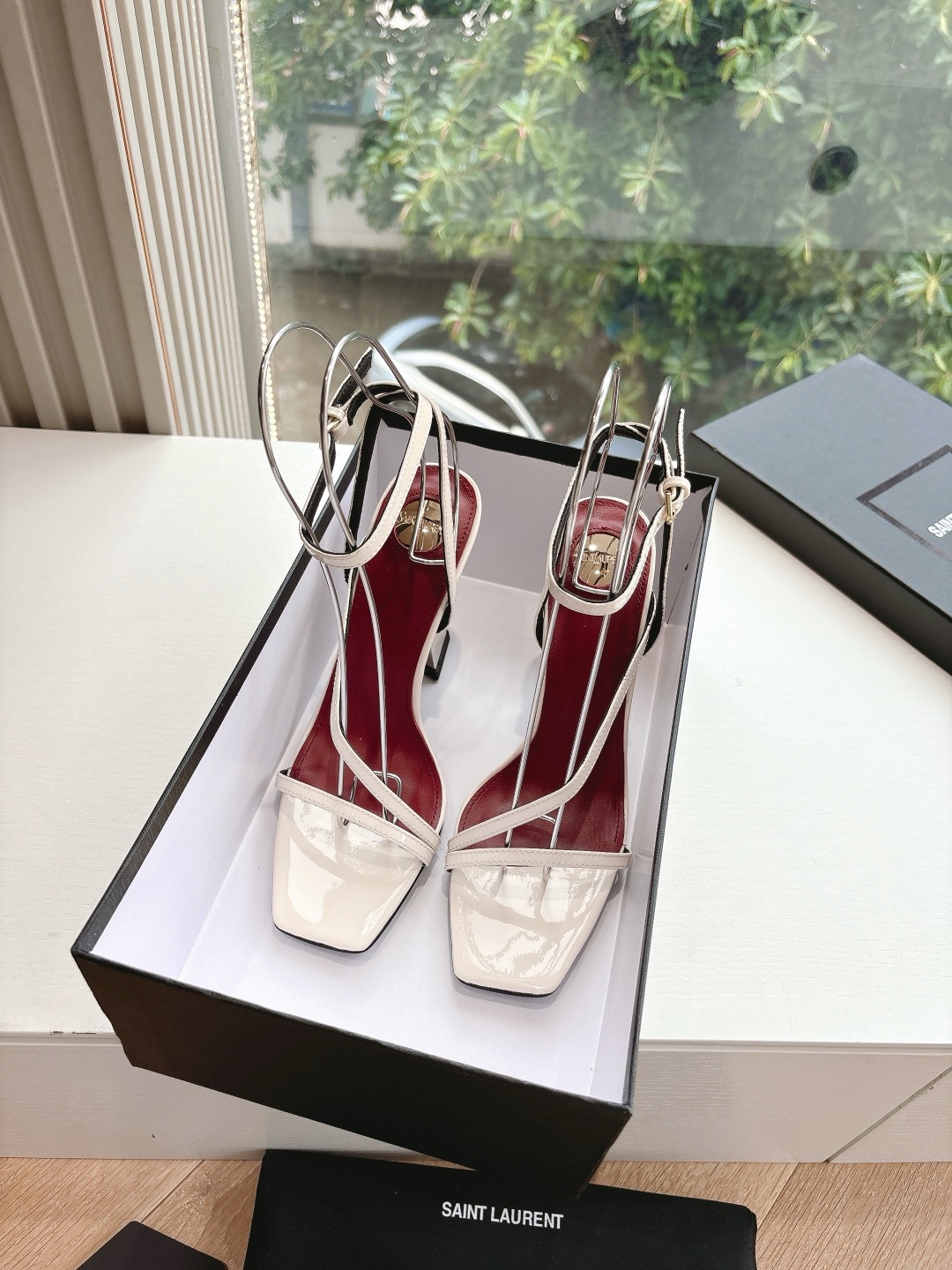 Saint Laurent YSL 생로랑 힐 구두 샌들 신발