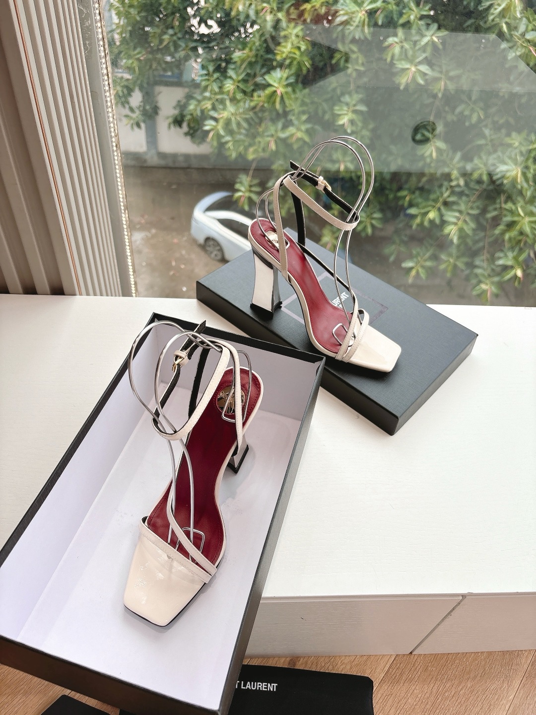 Saint Laurent YSL 생로랑 힐 구두 샌들 신발