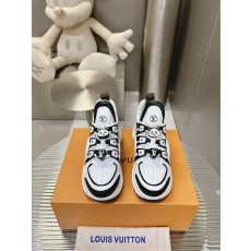 Louis Vuitton LV 루이비통 스니커즈 신발