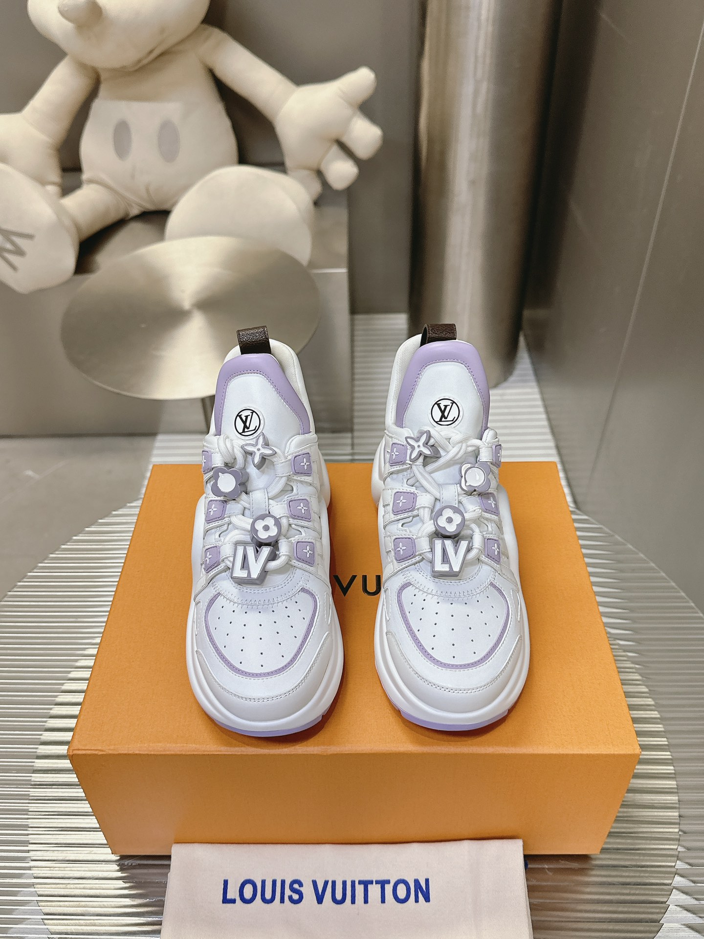 Louis Vuitton LV 루이비통 스니커즈 신발