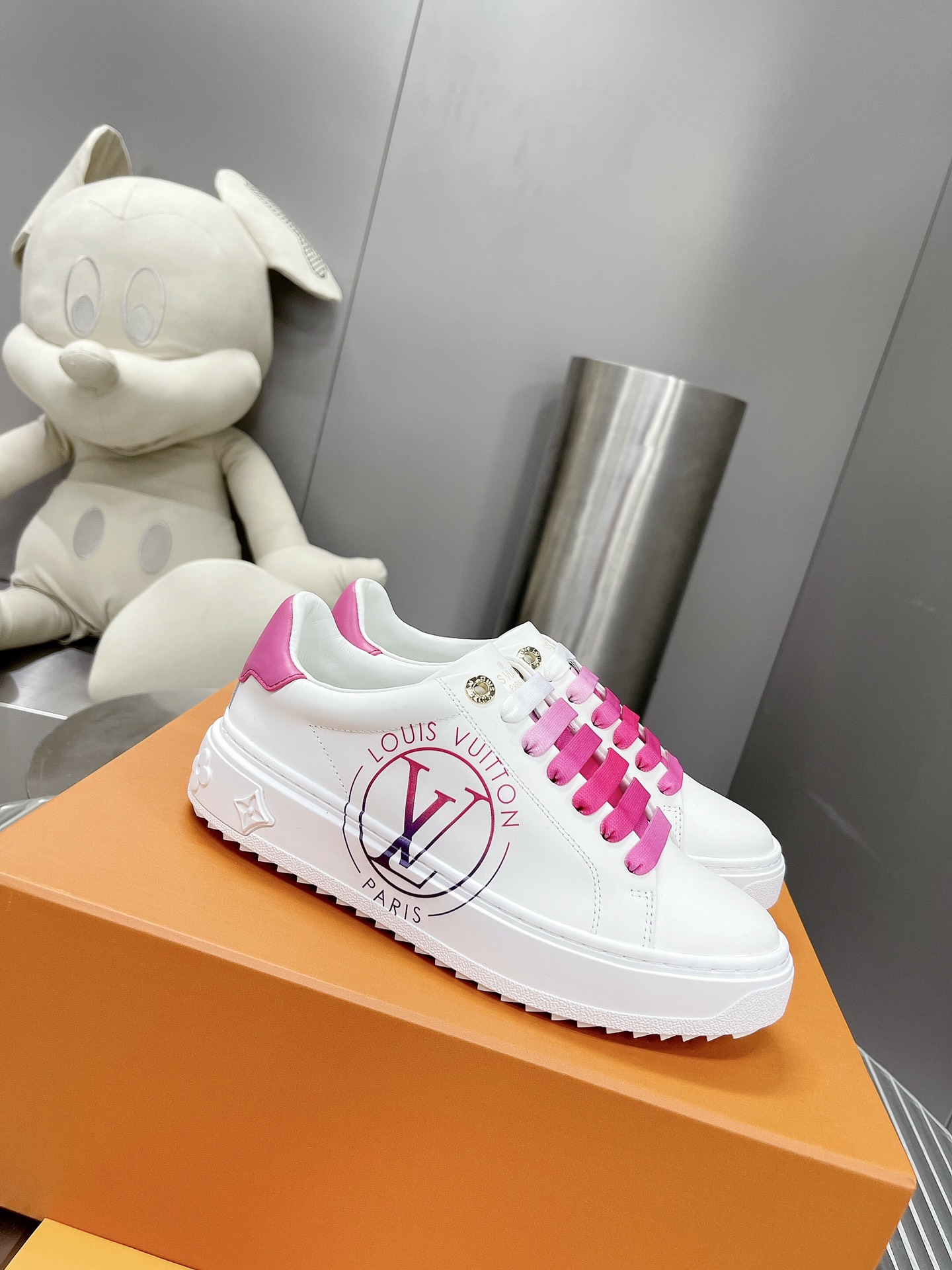 Louis Vuitton LV 루이비통 스니커즈 신발