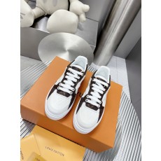 Louis Vuitton LV 루이비통 스니커즈 신발