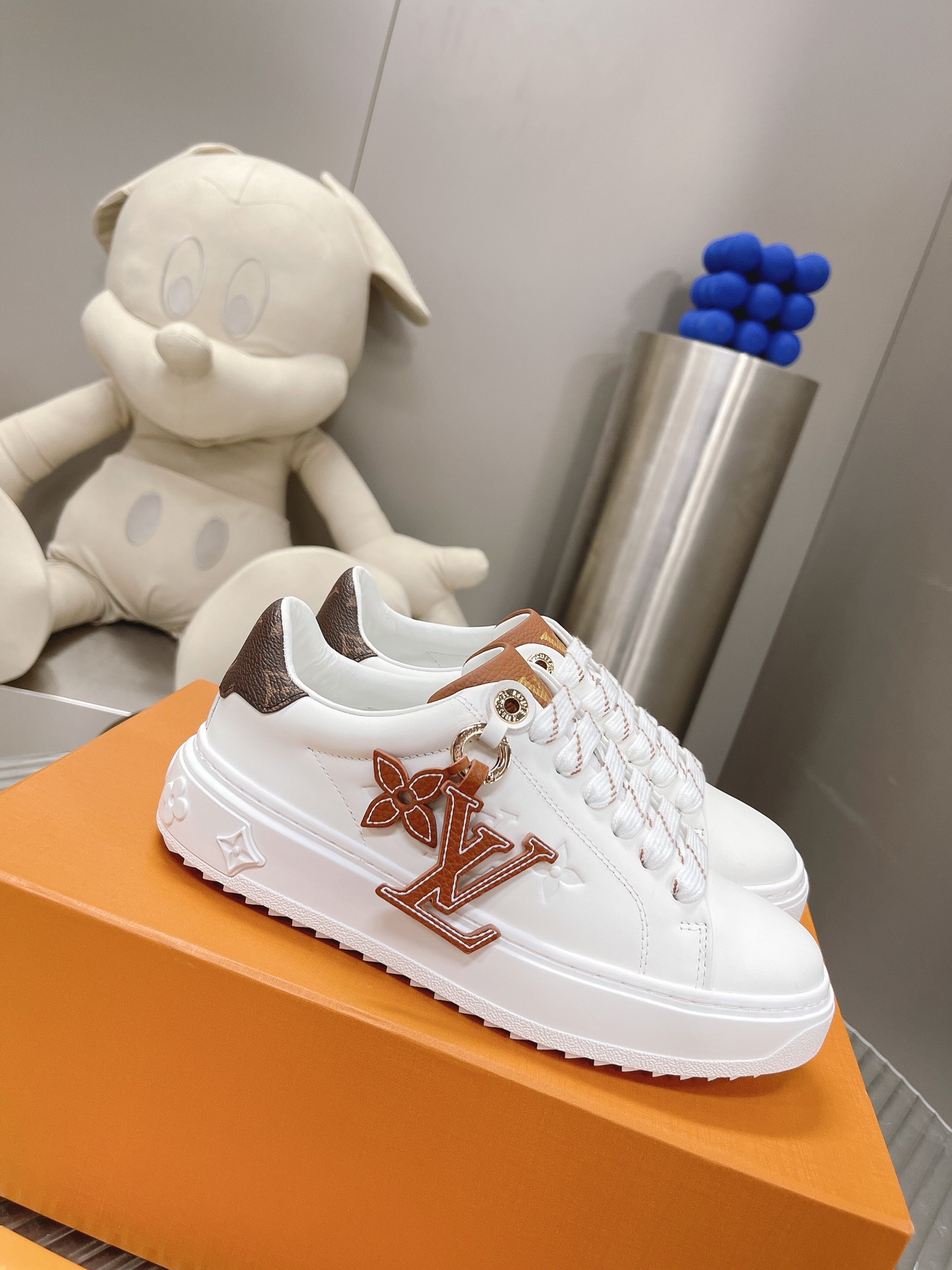 Louis Vuitton LV 루이비통 스니커즈 신발