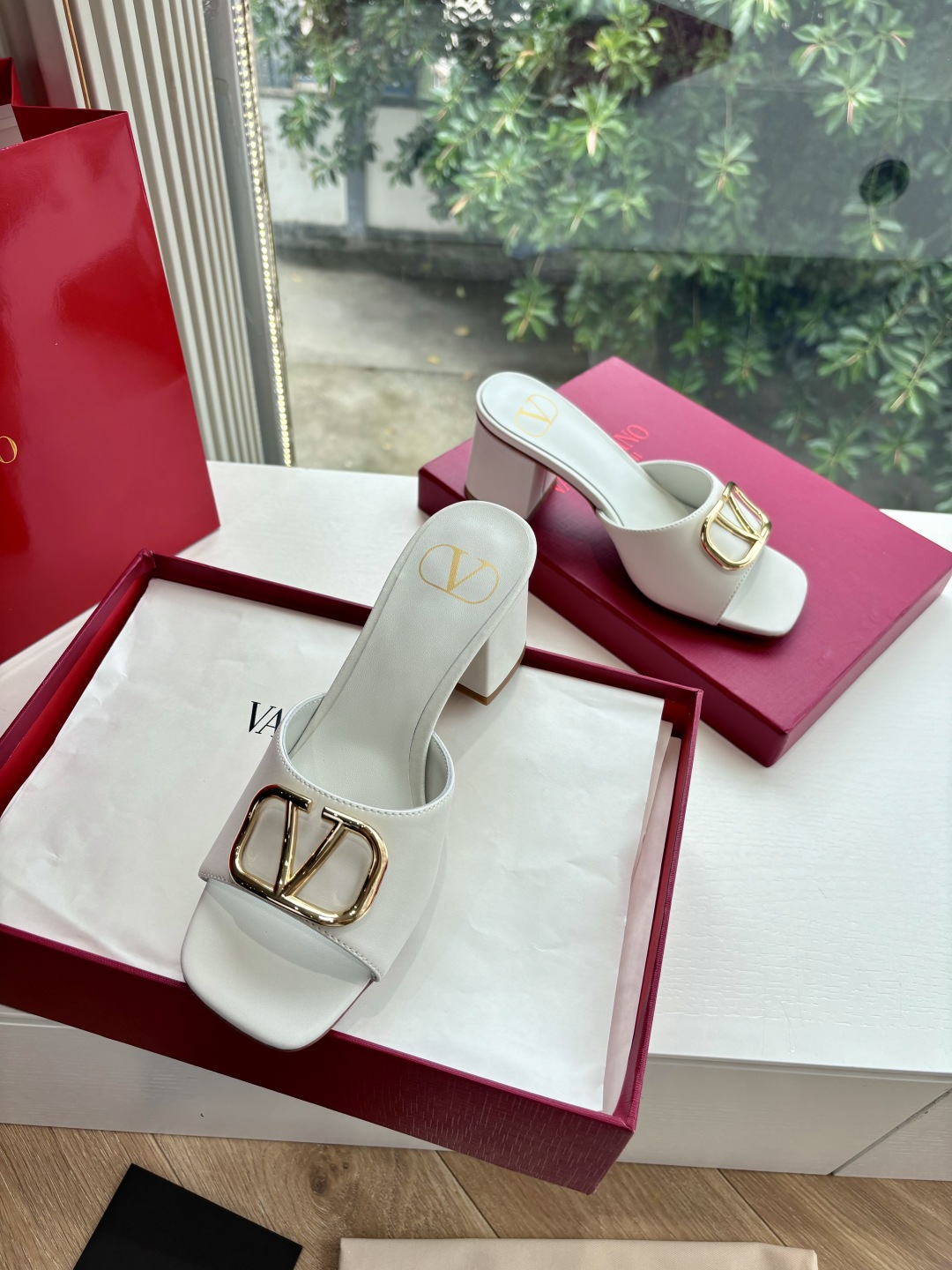 VALENTINO 발렌티노 통굽 샌들 슬리퍼 신발