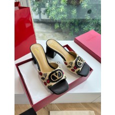 VALENTINO 발렌티노 통굽 샌들 슬리퍼 신발