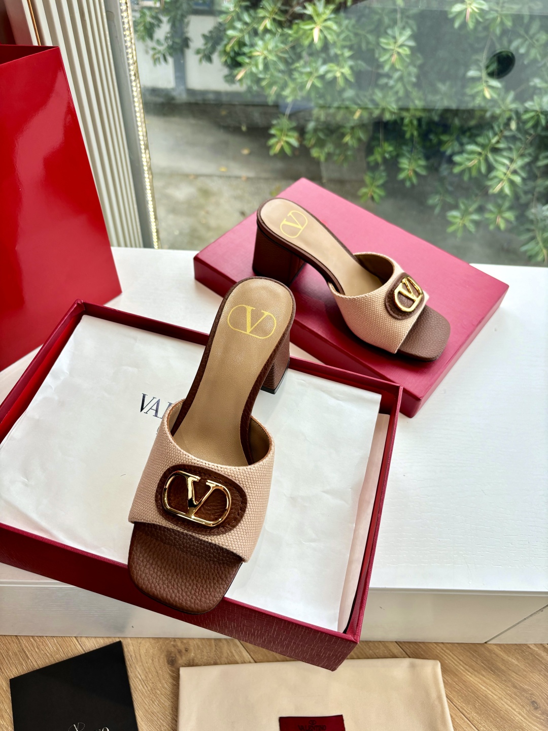 VALENTINO 발렌티노 통굽 샌들 슬리퍼 신발
