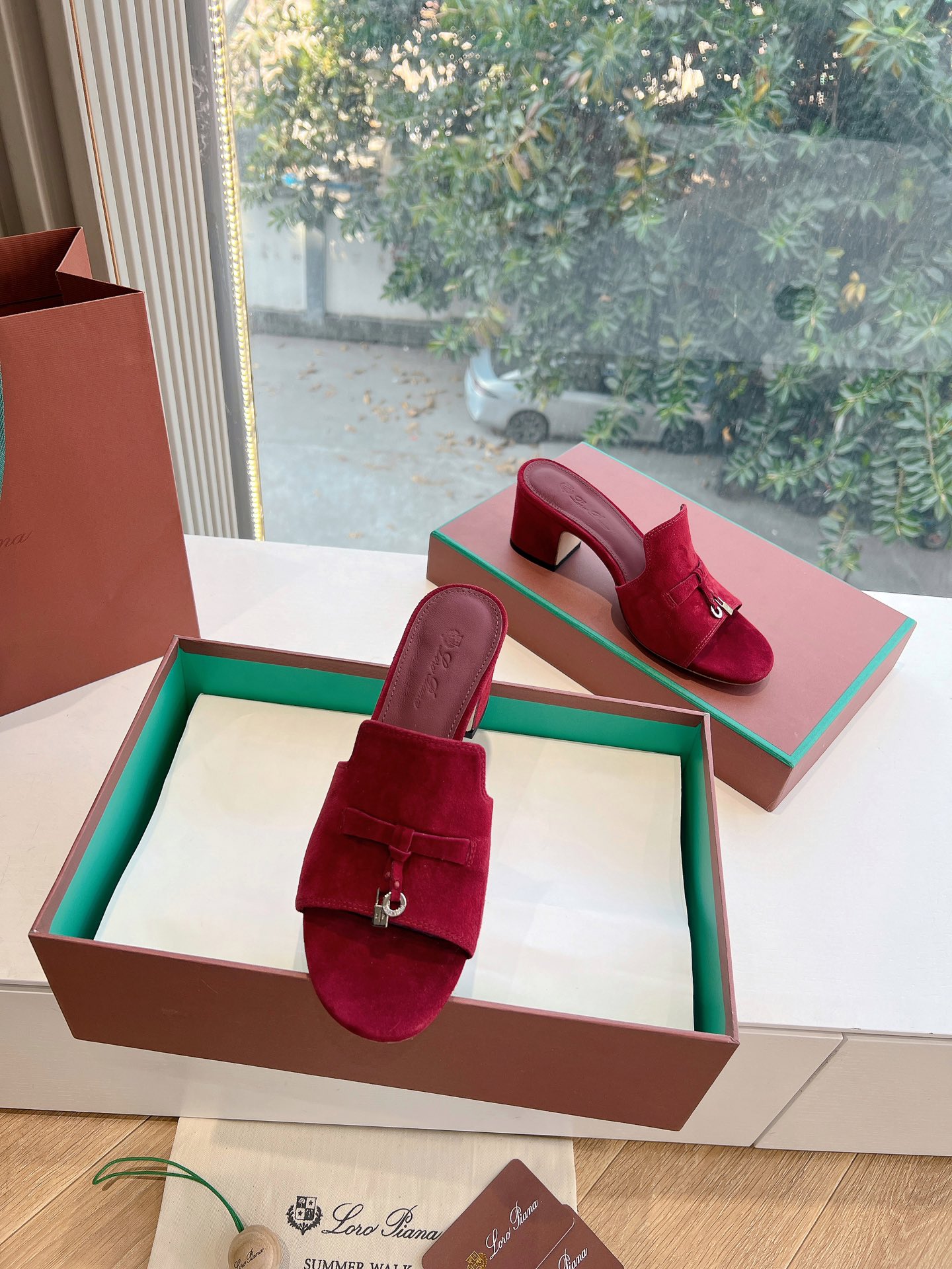 Loro Piana LP 로로피아나 통굽 태슬 플랫 슬리퍼 샌들 신발