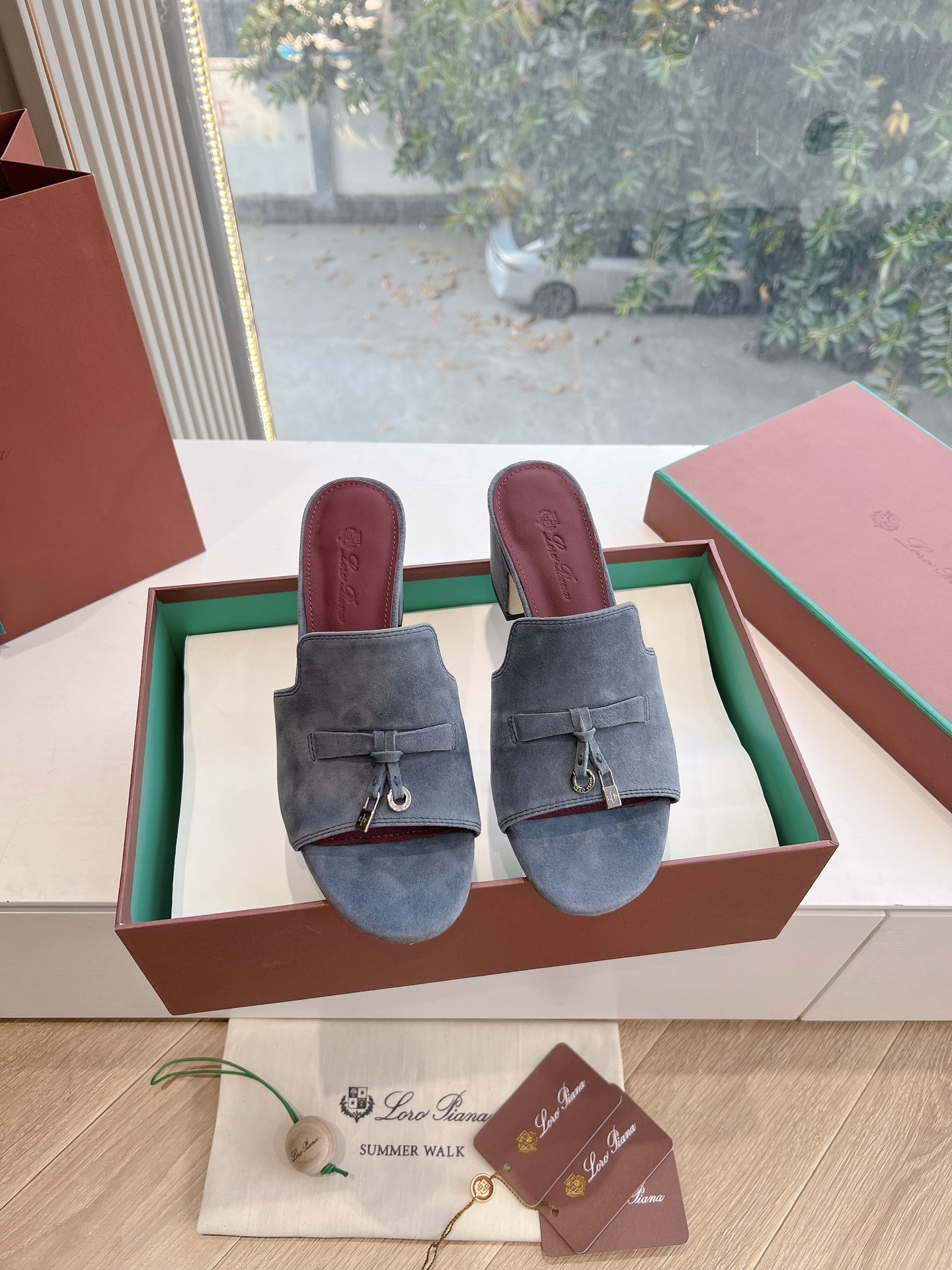 Loro Piana LP 로로피아나 통굽 태슬 플랫 슬리퍼 샌들 신발