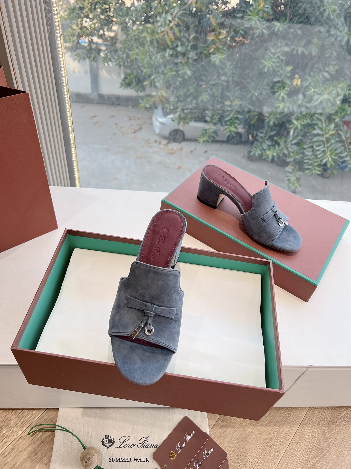 Loro Piana LP 로로피아나 통굽 태슬 플랫 슬리퍼 샌들 신발