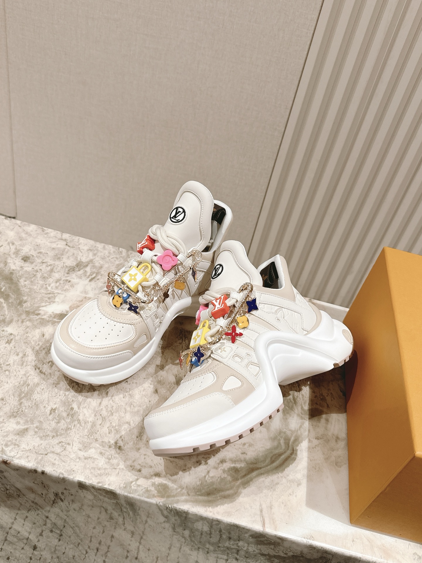 LV 루이비통 스니커즈 신발