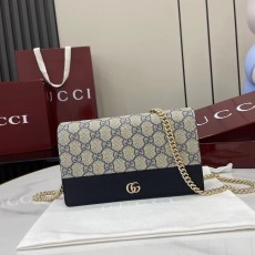 GUCCI 구찌 체인 장지갑 지갑