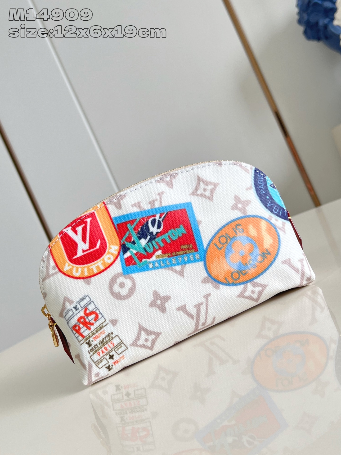 LV 루이비통 스몰 파우치