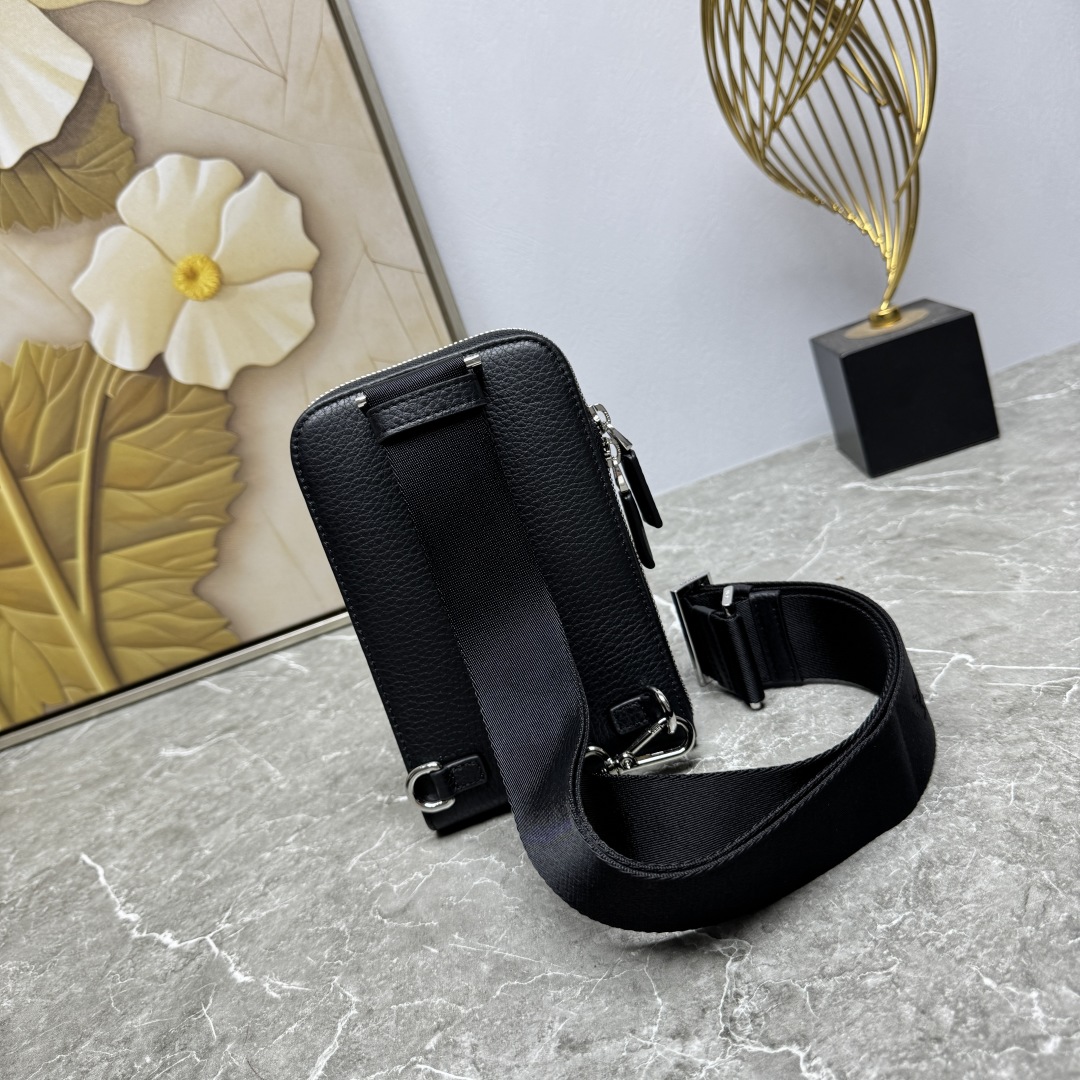 PRADA 프라다 크로스백 슬링백 가방