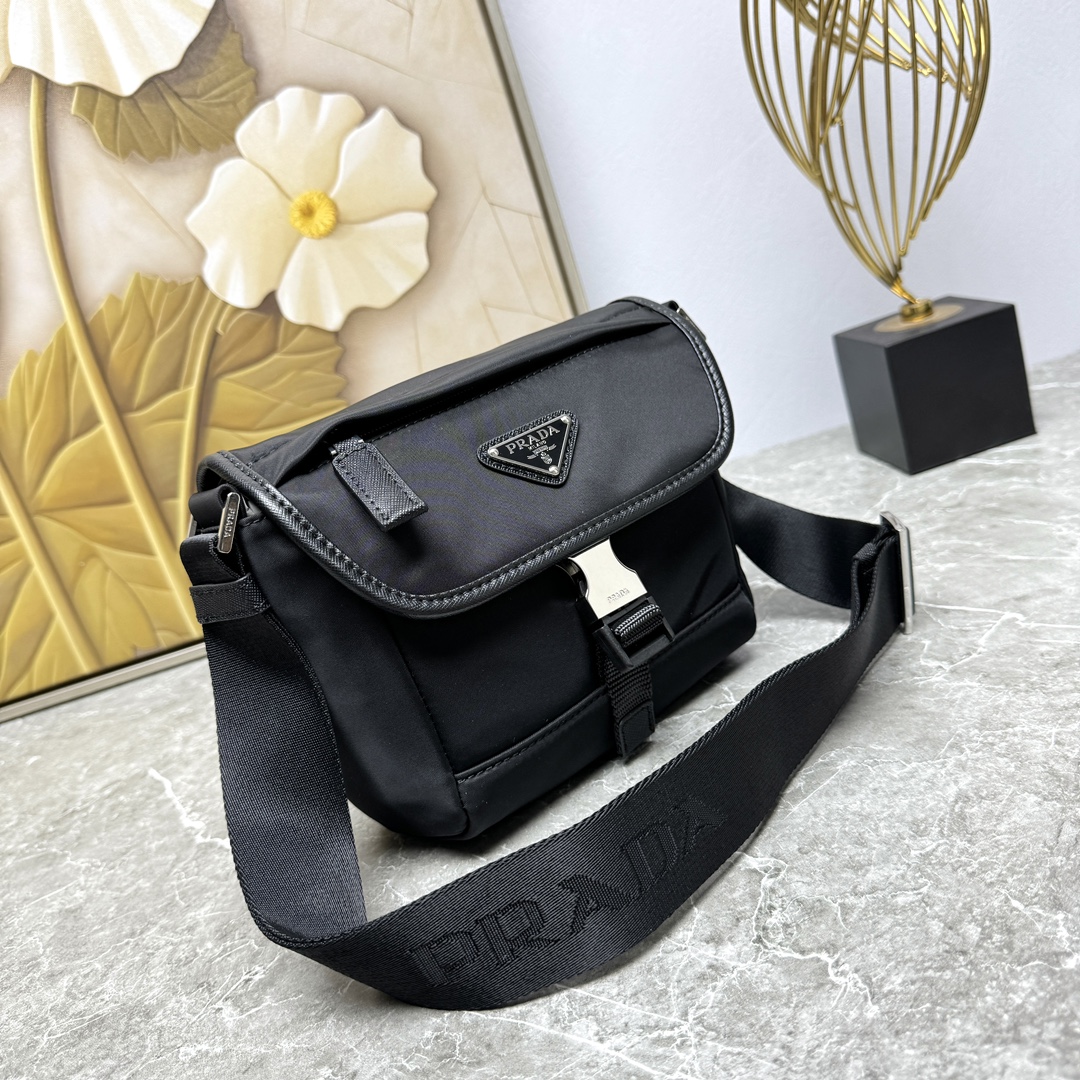 PRADA 프라다 크로스백 메신저백 가방