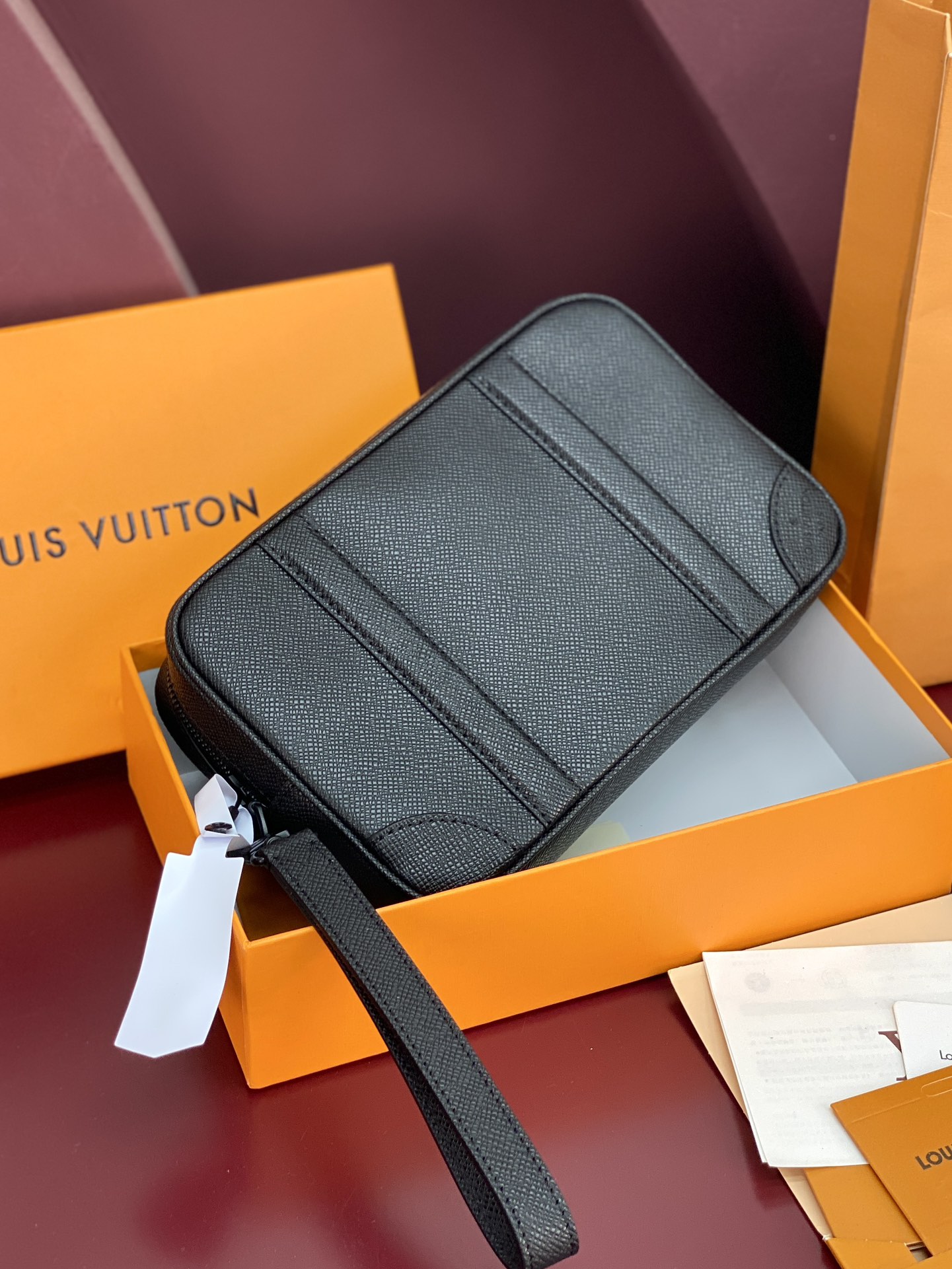 LV 루이비통 M82076 사피아노 가방