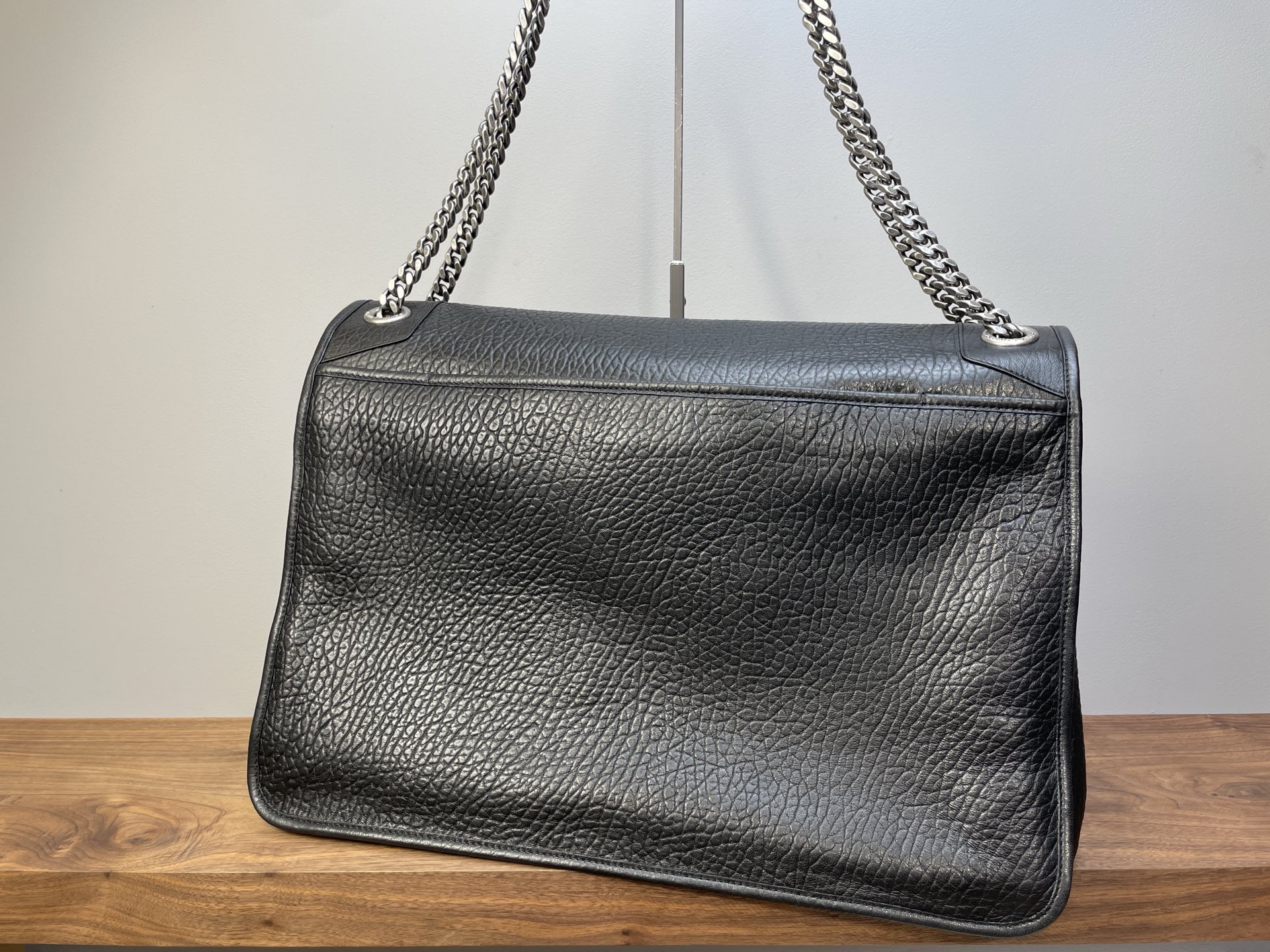 YSL 생로랑 Niki 클래식 XL 플랩 백 숄더백 가방