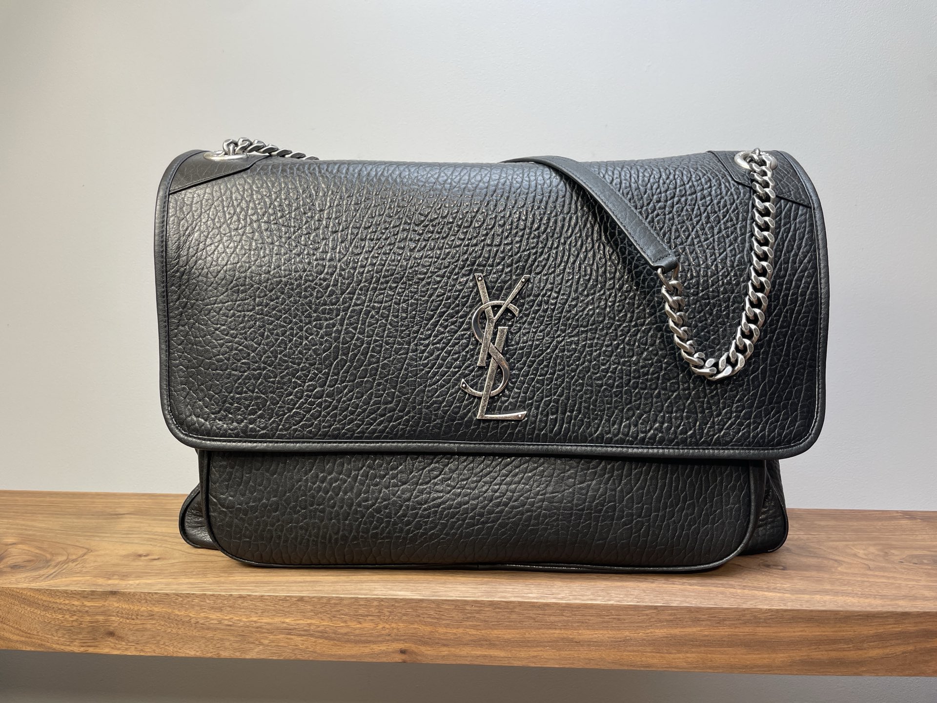 YSL 생로랑 Niki 클래식 XL 플랩 백 숄더백 가방