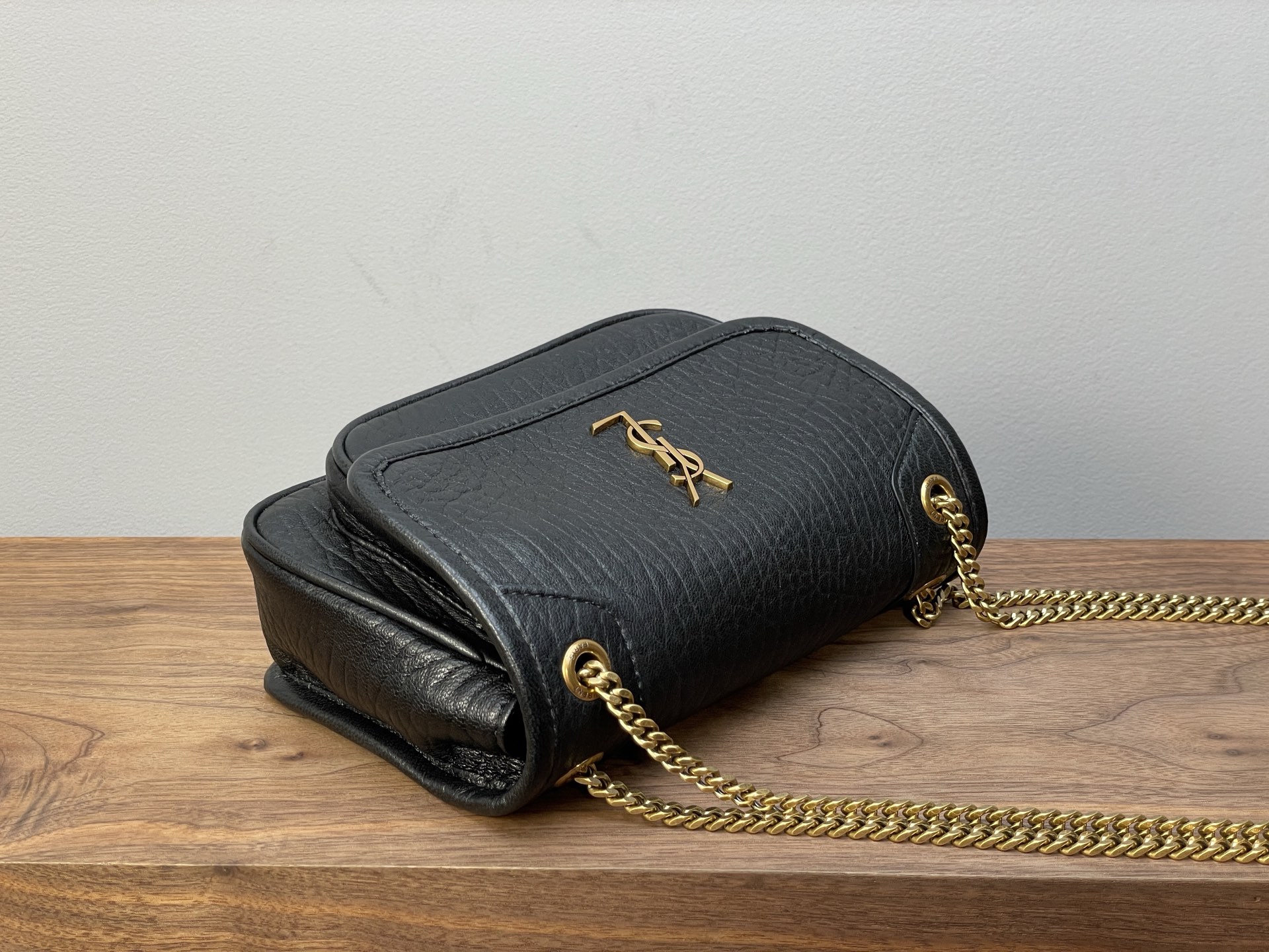 YSL 생로랑 Niki Mini 플랩 백 숄더백 가방