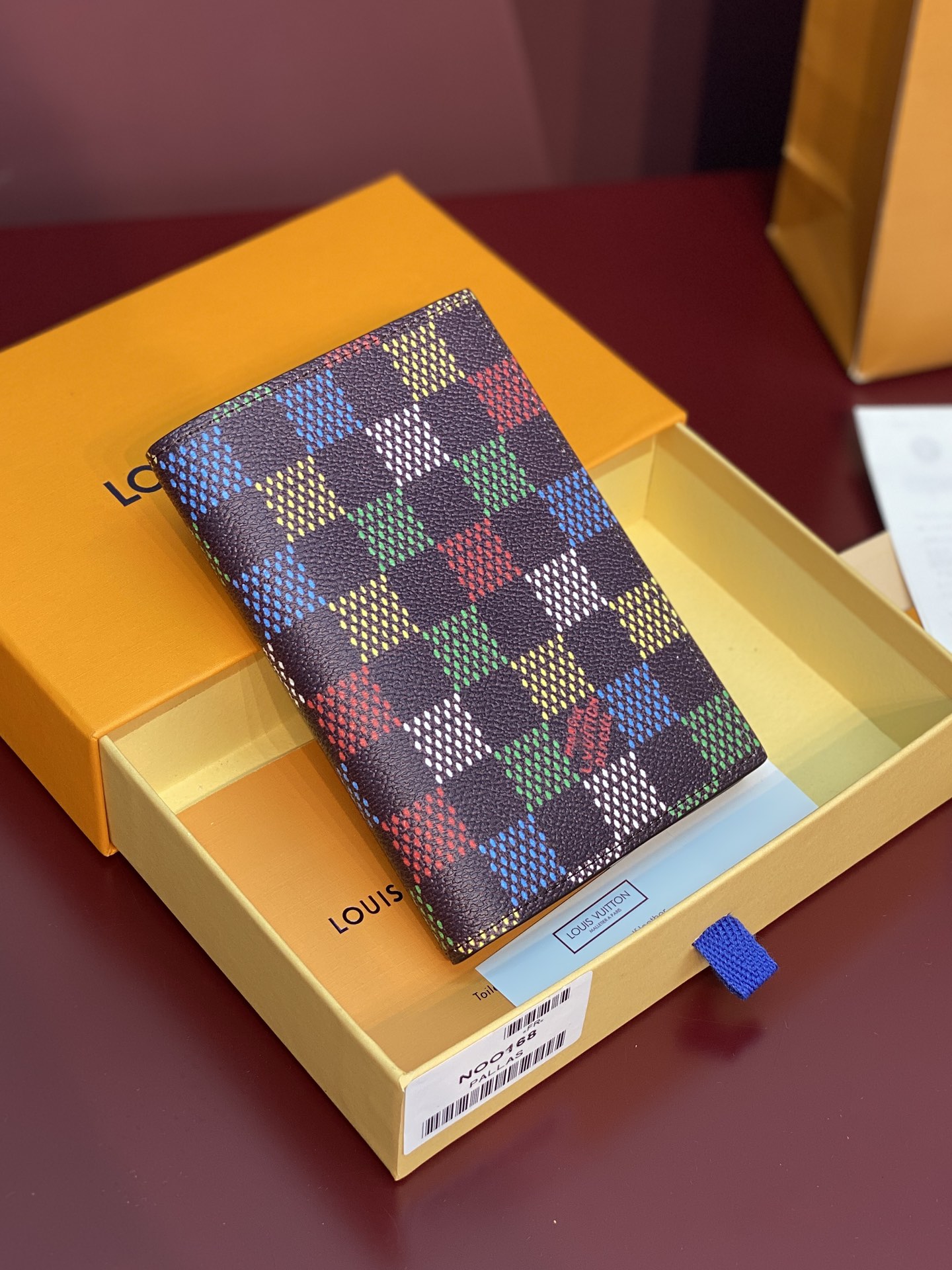 LV 루이비통 N00168 여권지갑 지갑