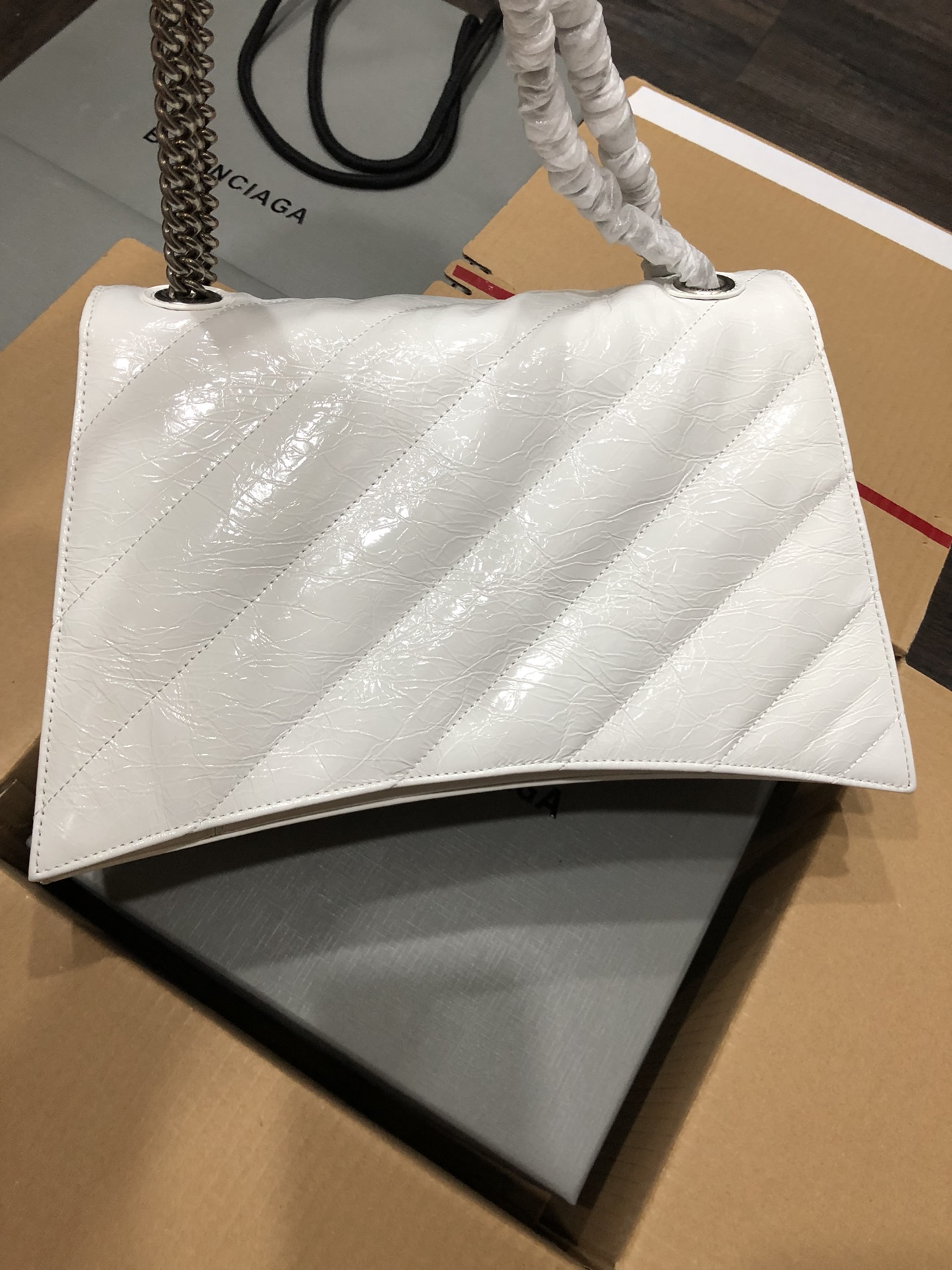 Balenciaga 발렌시아가 Crush 샤벨 체인백 금장 미디움 숄더백 가방