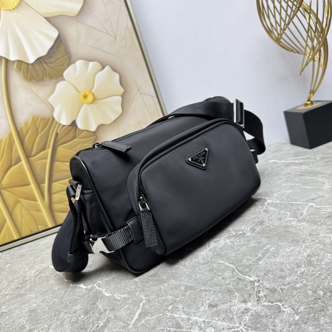 PRADA 프라다 스몰 메신저백 크로스백 가방