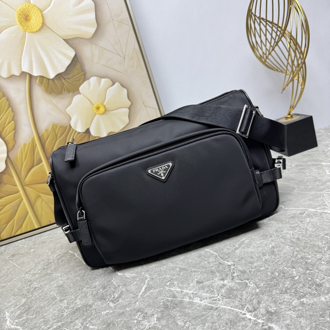 PRADA 프라다 라지 메신저백 크로스백 가방