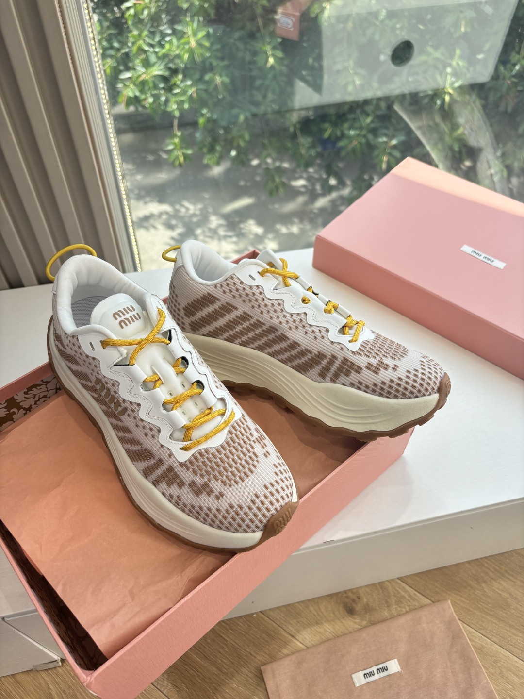 MiuMiu 미우미우 스니커즈 운동화 신발